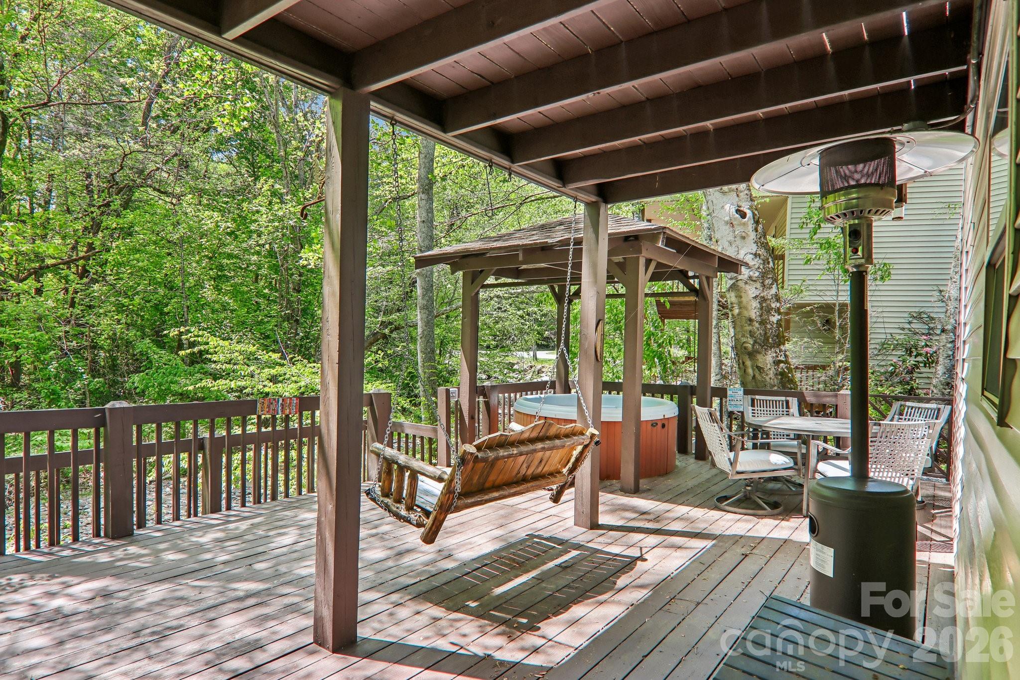 12 Indian Trace Road — Maggie Valley