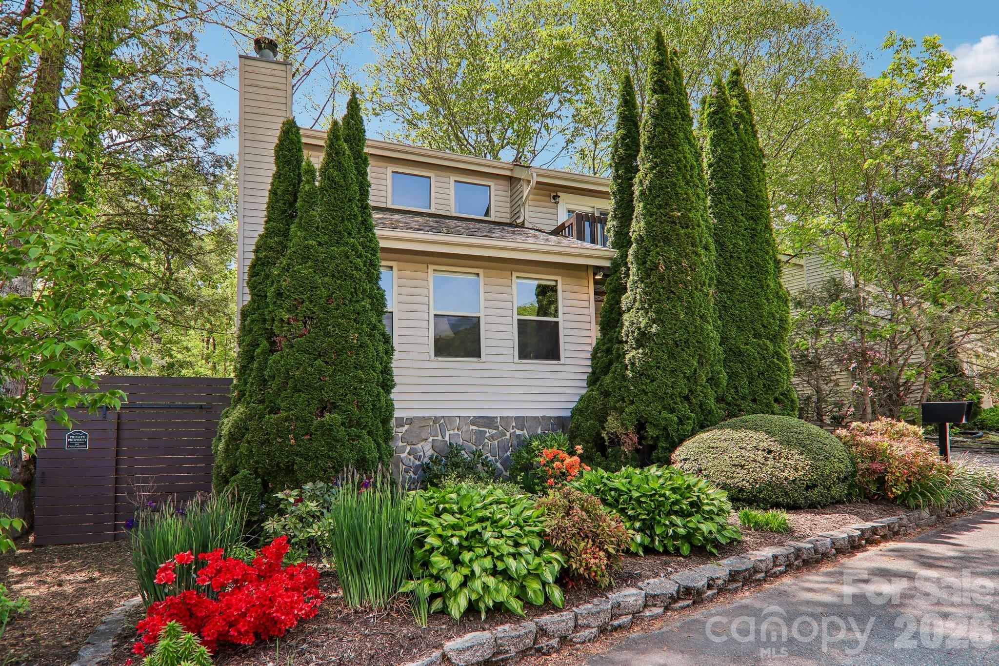 12 Indian Trace Road — Maggie Valley