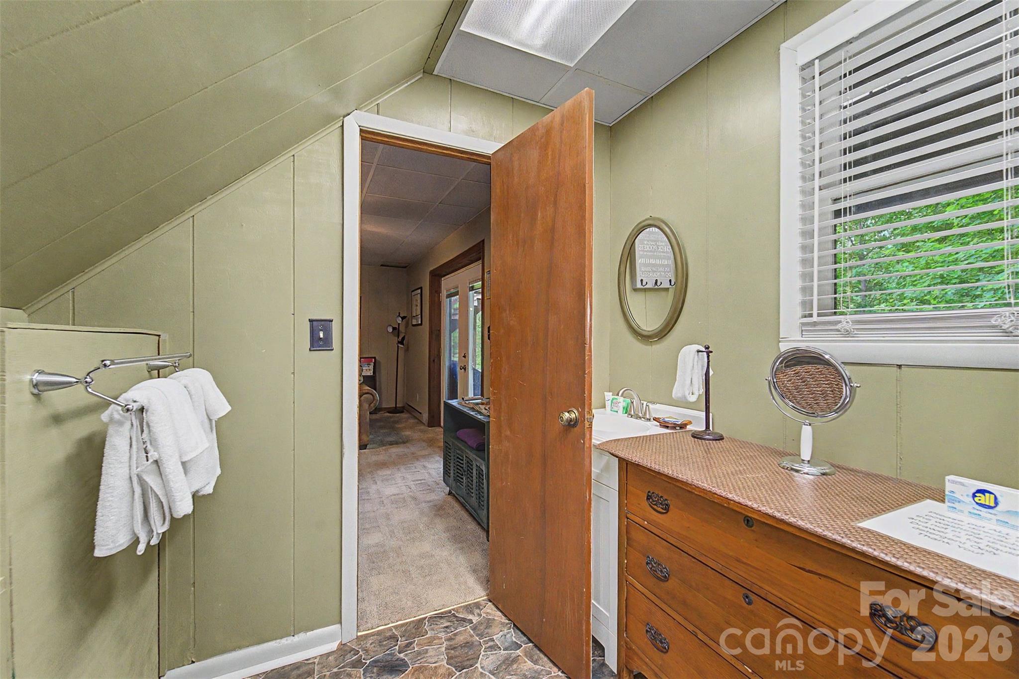 1413 Kitchens Branch Road — Sylva