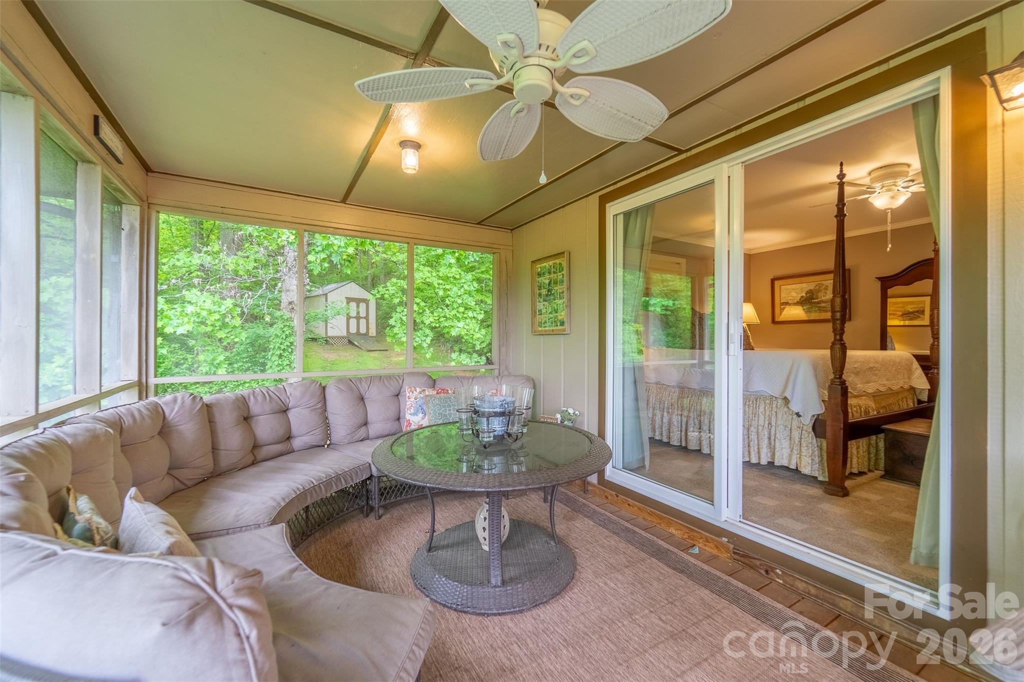 1413 Kitchens Branch Road — Sylva