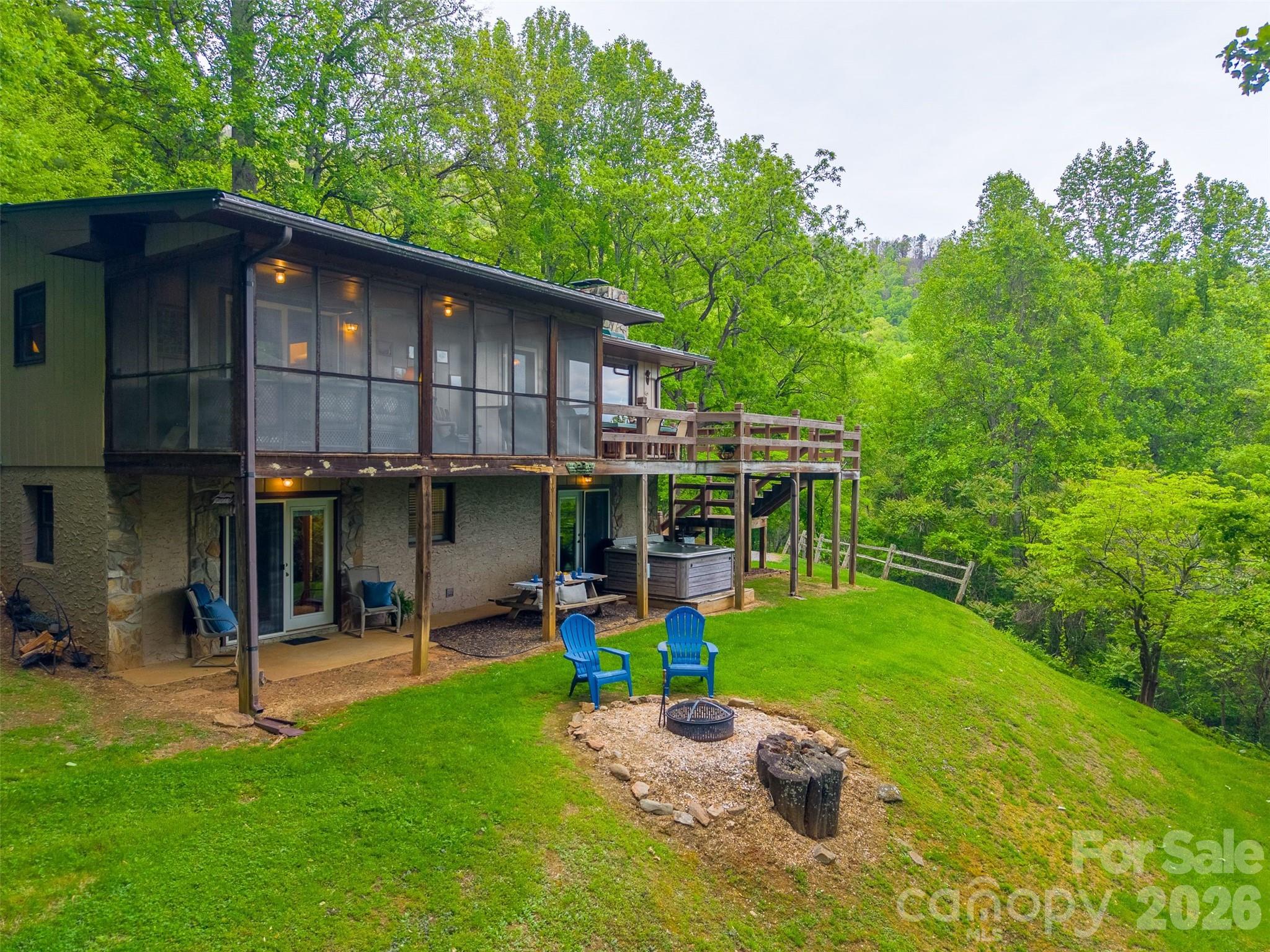 1413 Kitchens Branch Road — Sylva