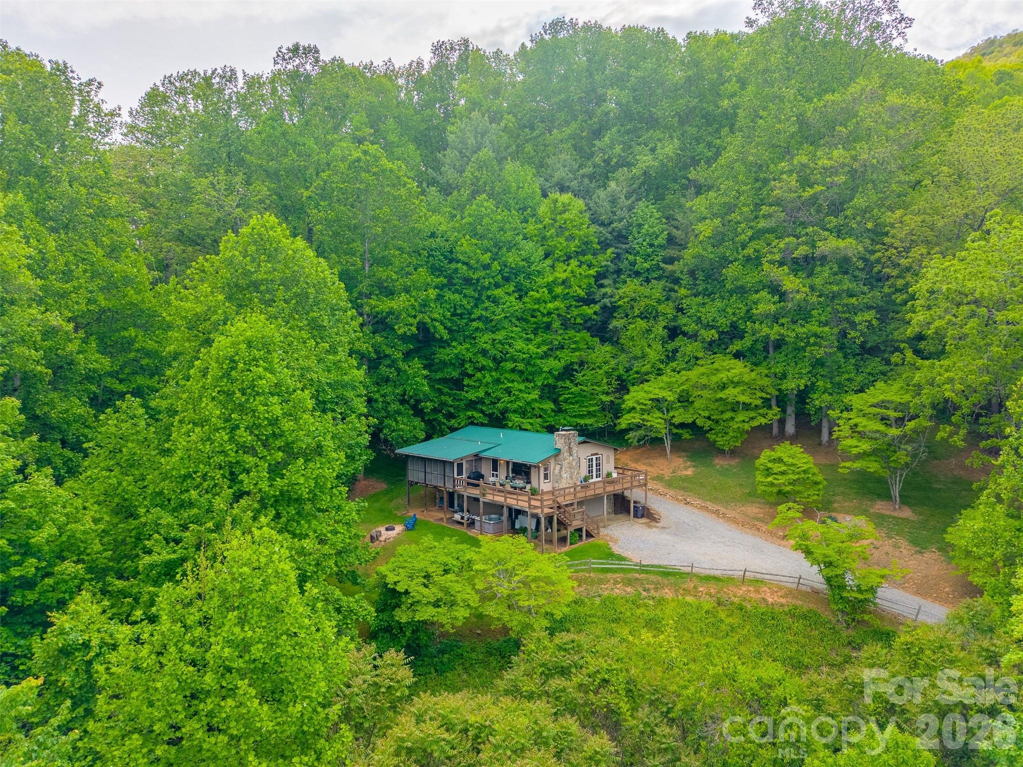 1413 Kitchens Branch Road — Sylva