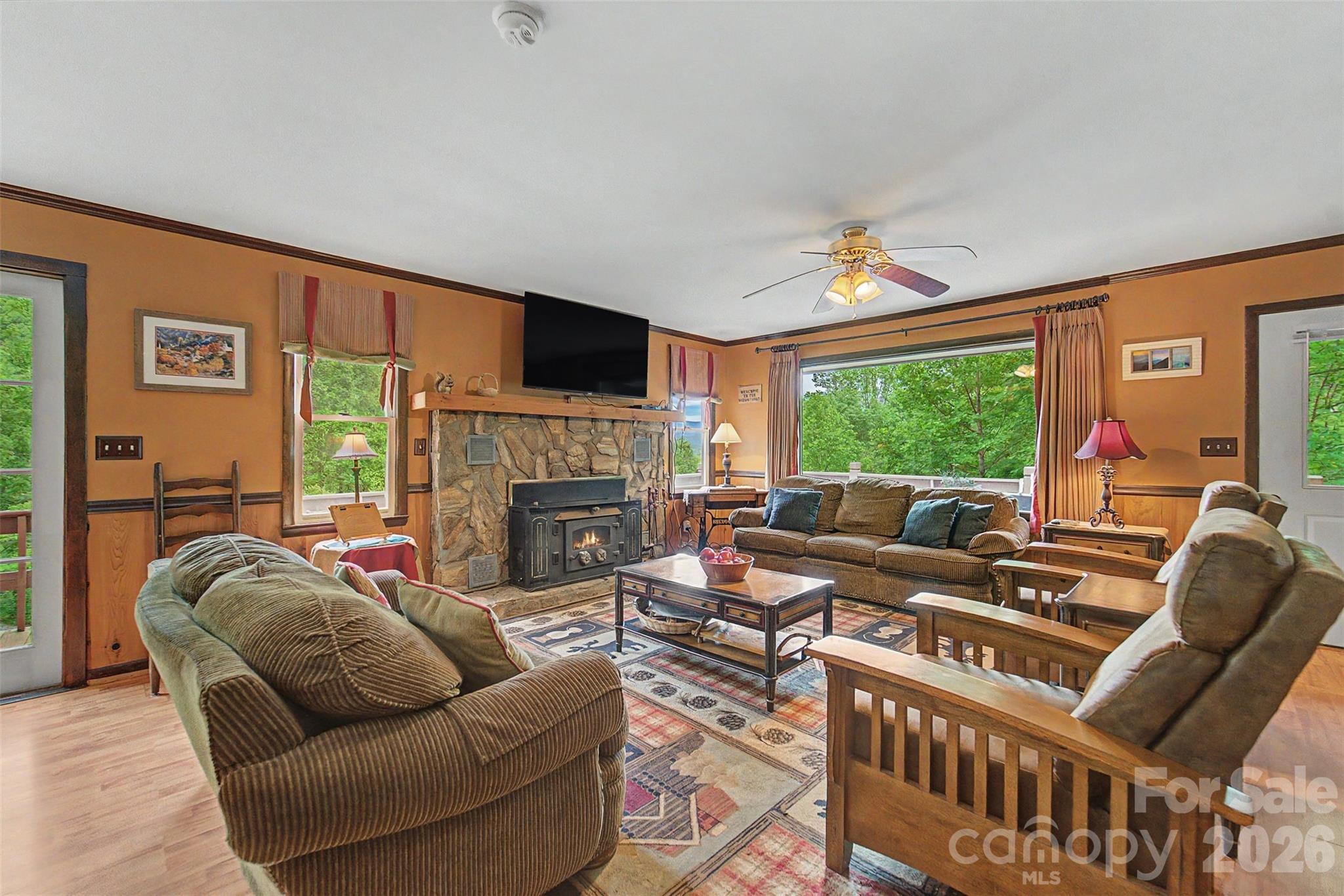 1413 Kitchens Branch Road — Sylva