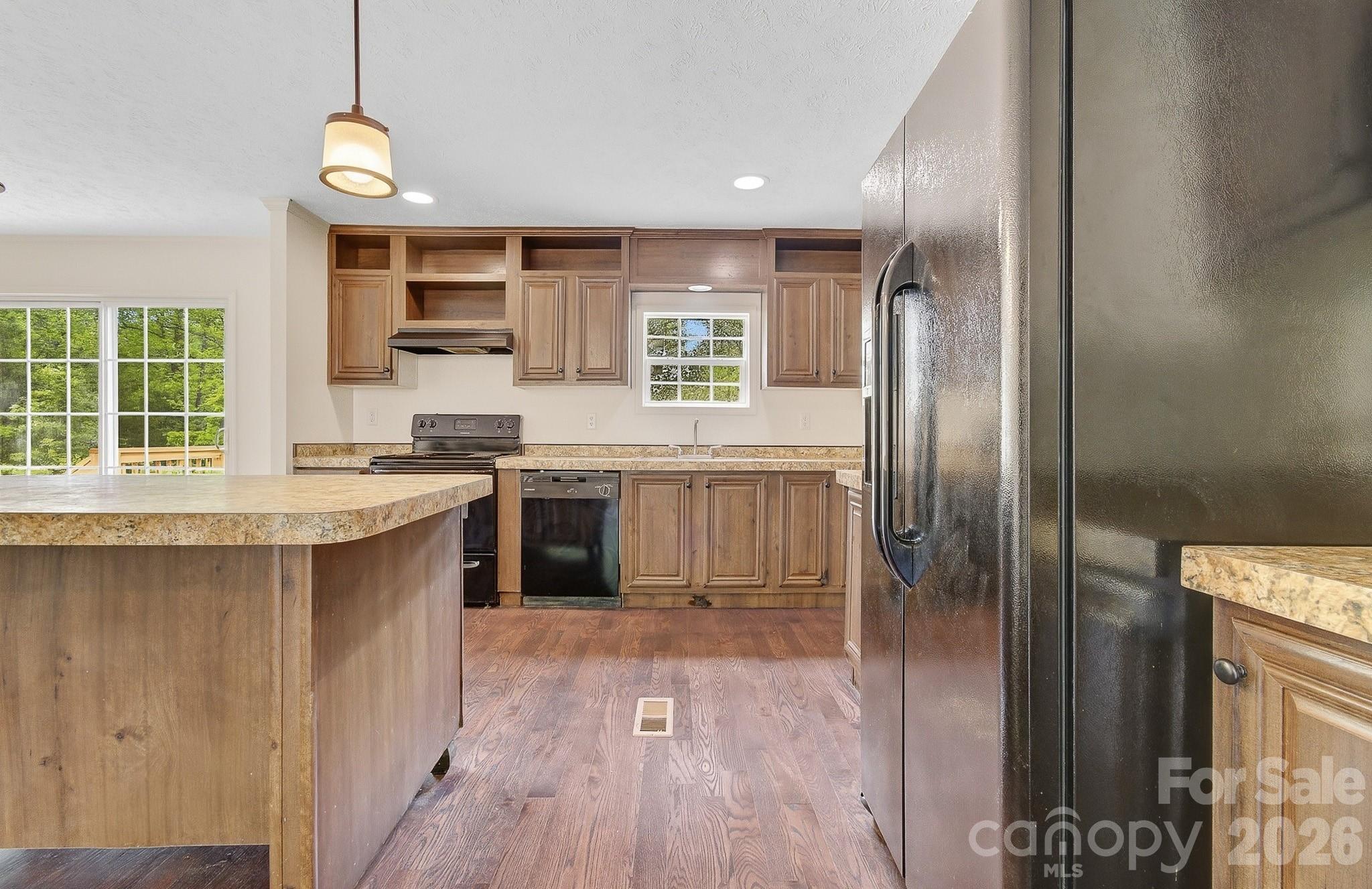 111 Buck Ridge Drive — Marion