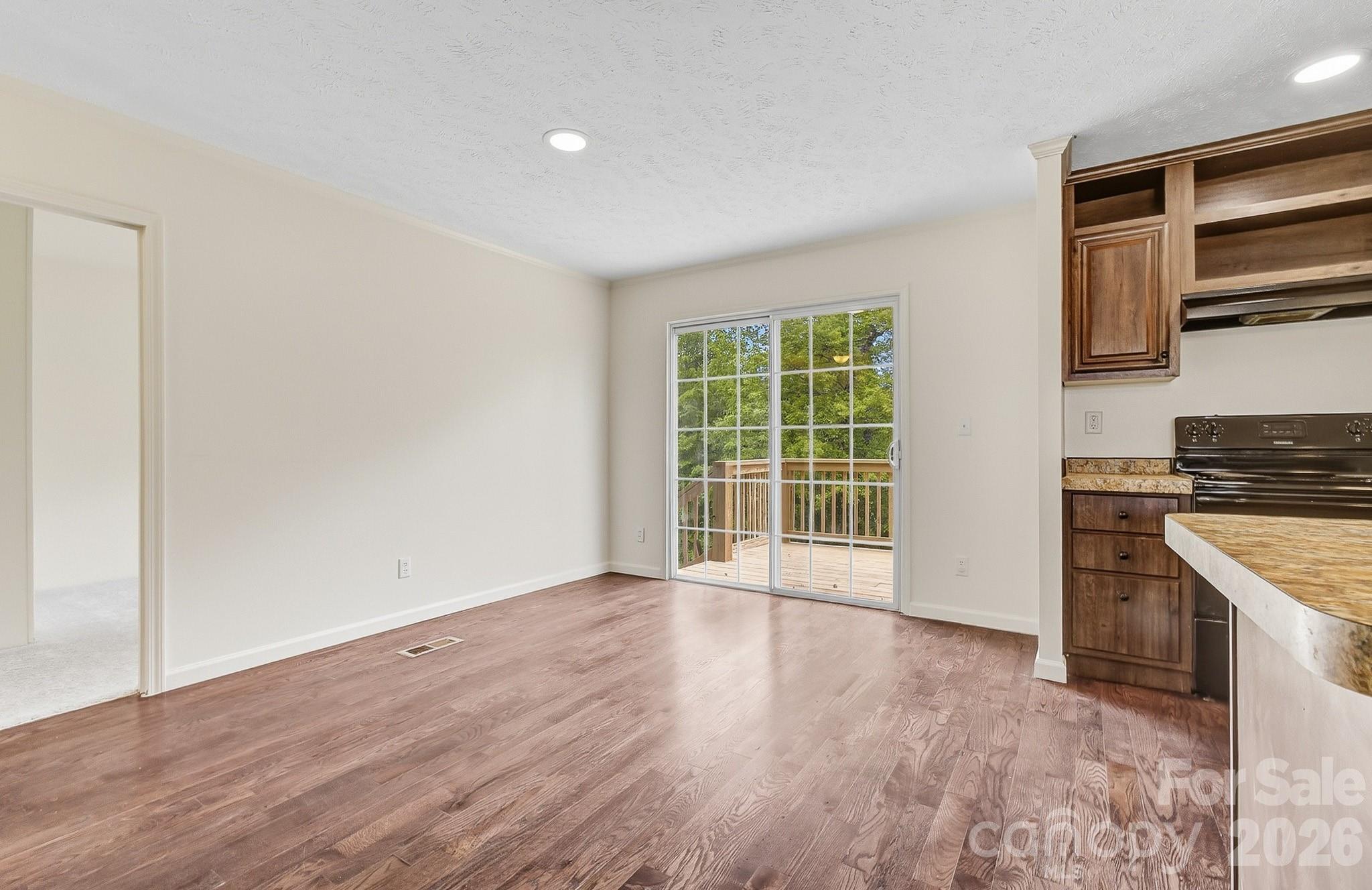 111 Buck Ridge Drive — Marion