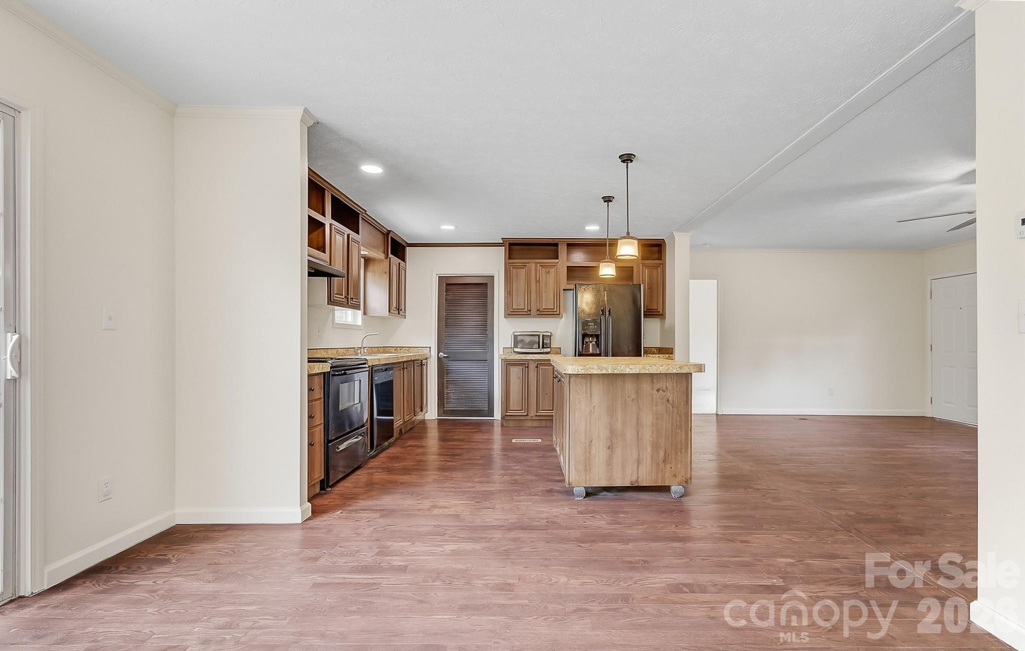 111 Buck Ridge Drive — Marion