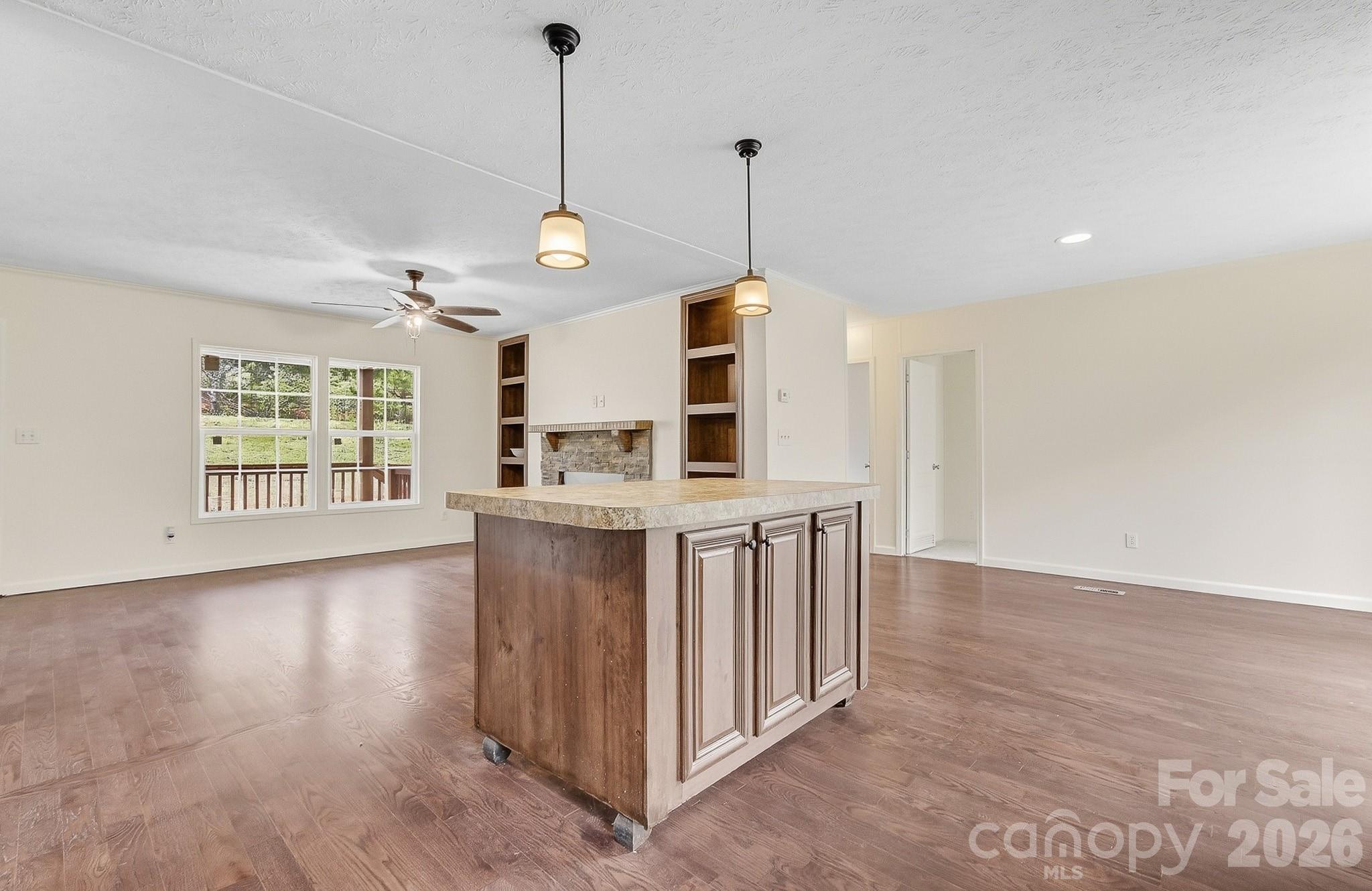 111 Buck Ridge Drive — Marion