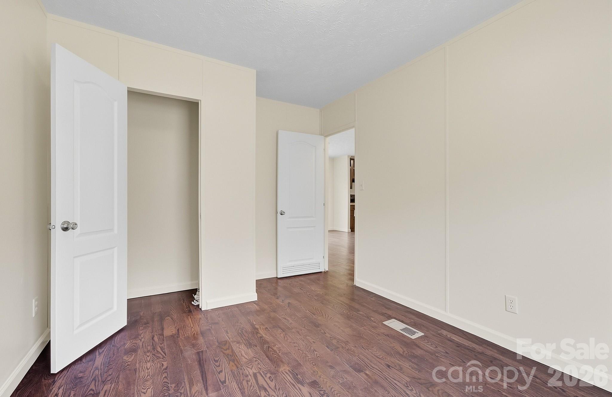 111 Buck Ridge Drive — Marion