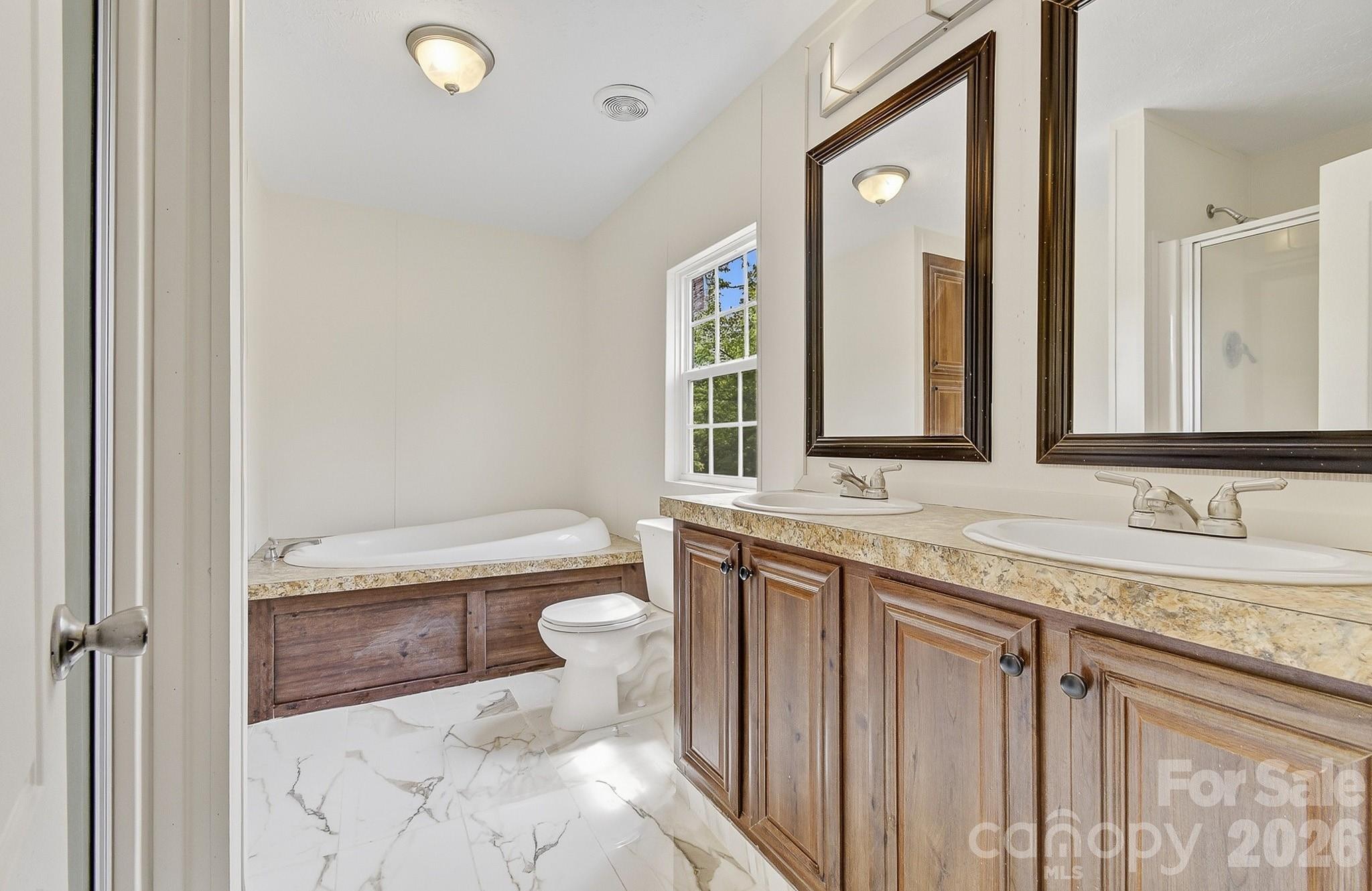 111 Buck Ridge Drive — Marion