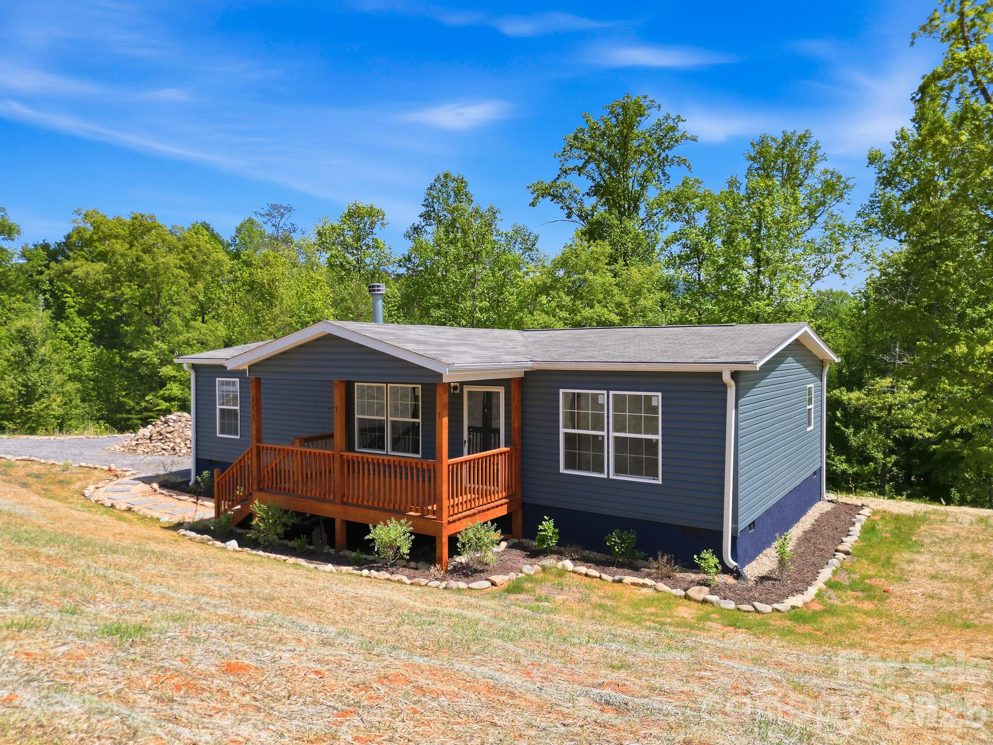 111 Buck Ridge Drive — Marion