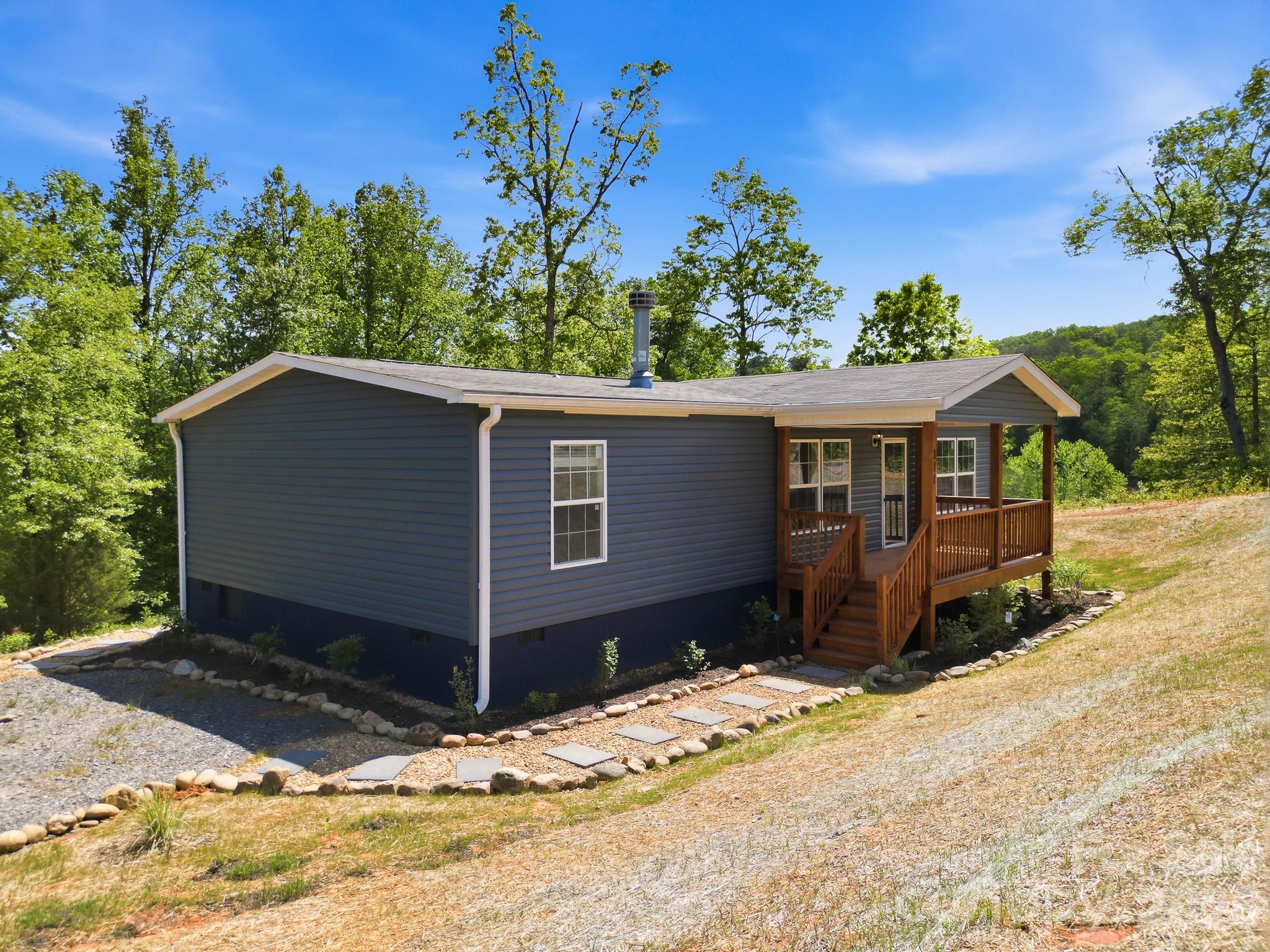111 Buck Ridge Drive — Marion