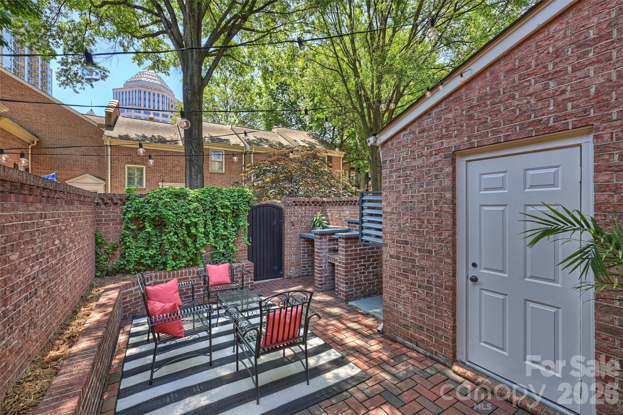 520 N Poplar Street #I — Charlotte