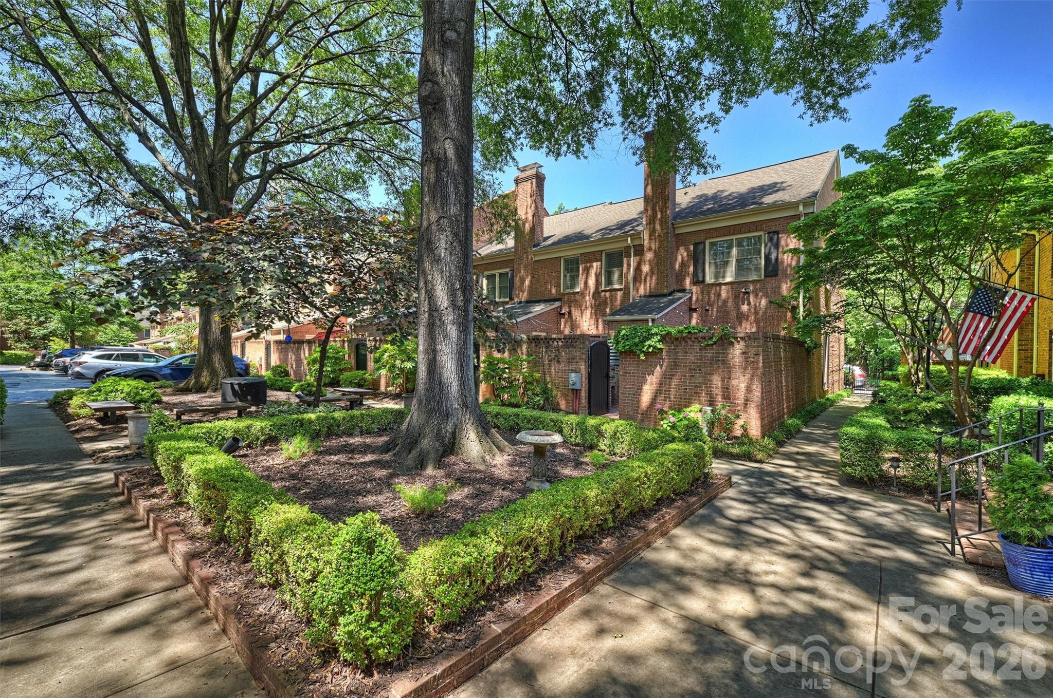 520 N Poplar Street #I — Charlotte