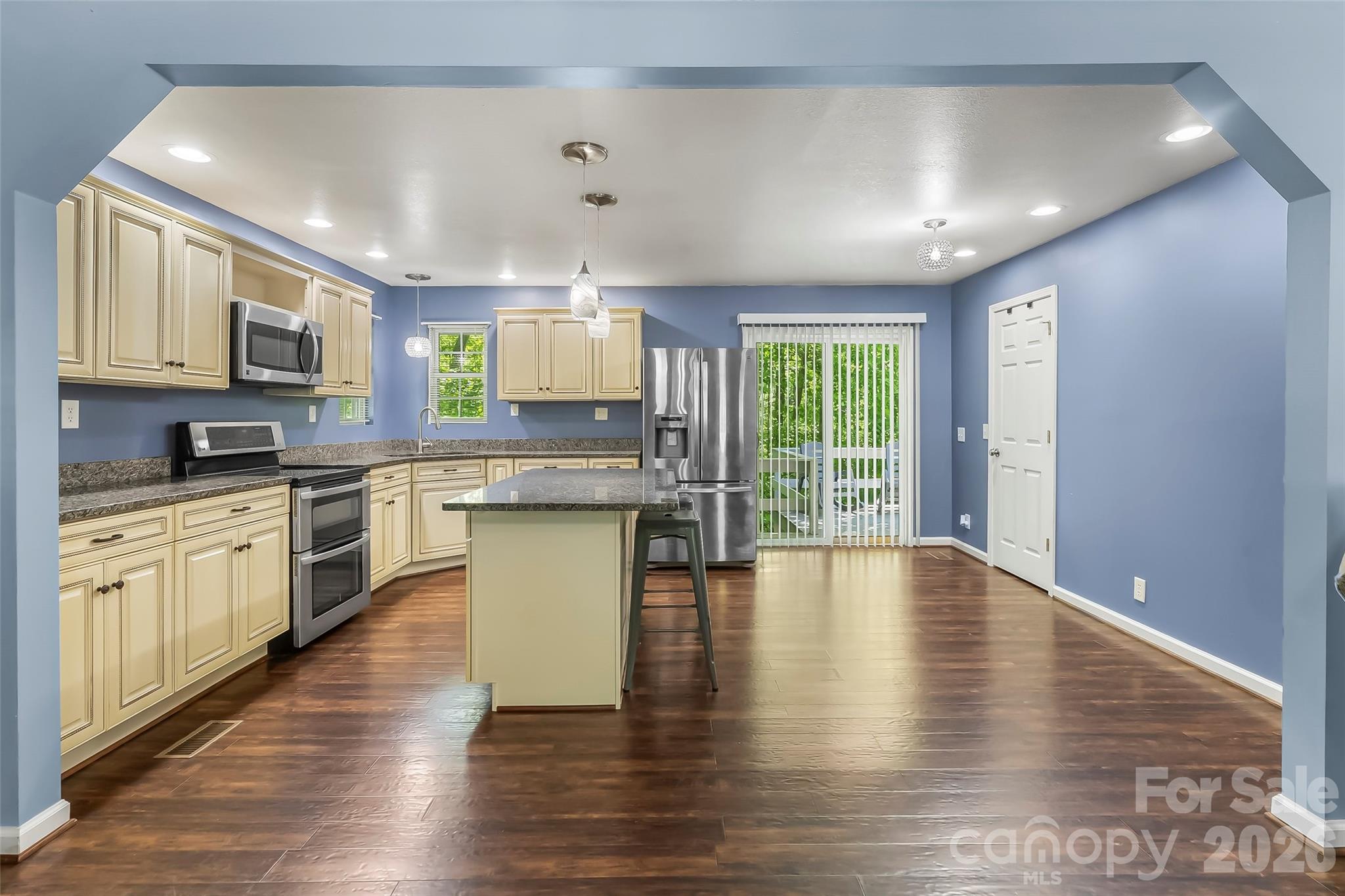 106 Silverstone Drive — Marion
