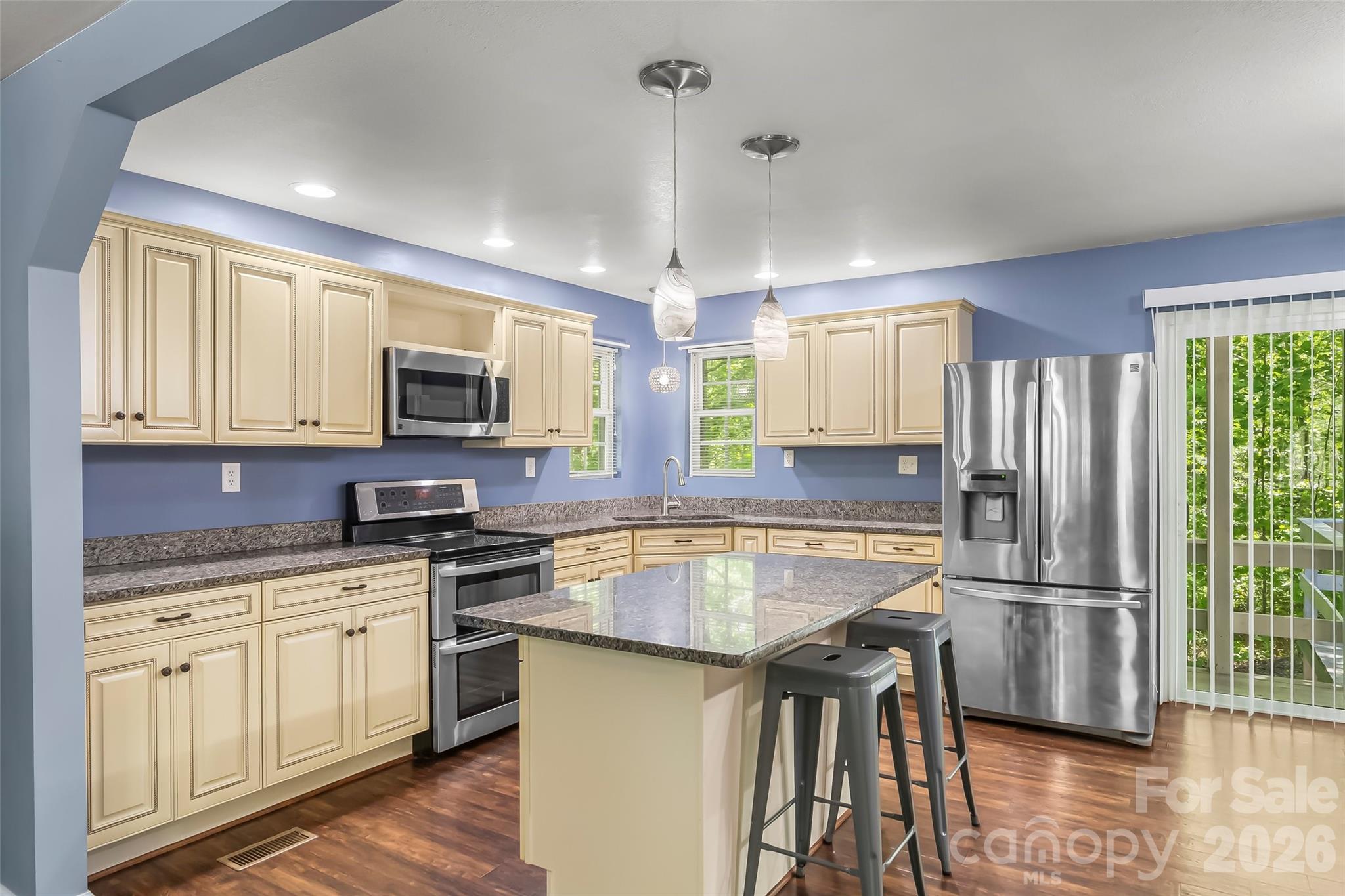 106 Silverstone Drive — Marion