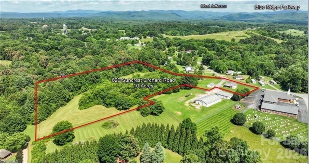 820 Suncrest Orchard Road — North Wilkesboro