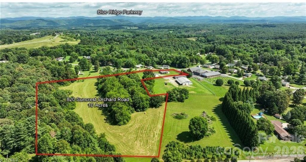 820 Suncrest Orchard Road — North Wilkesboro
