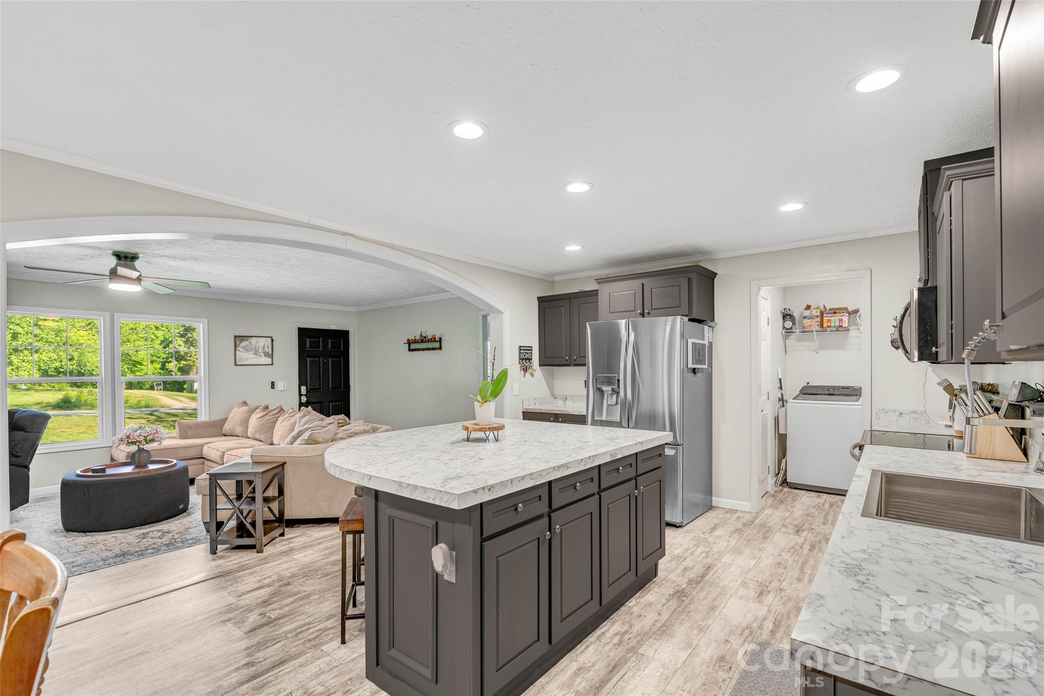 5007 Carlos Road — Catawba