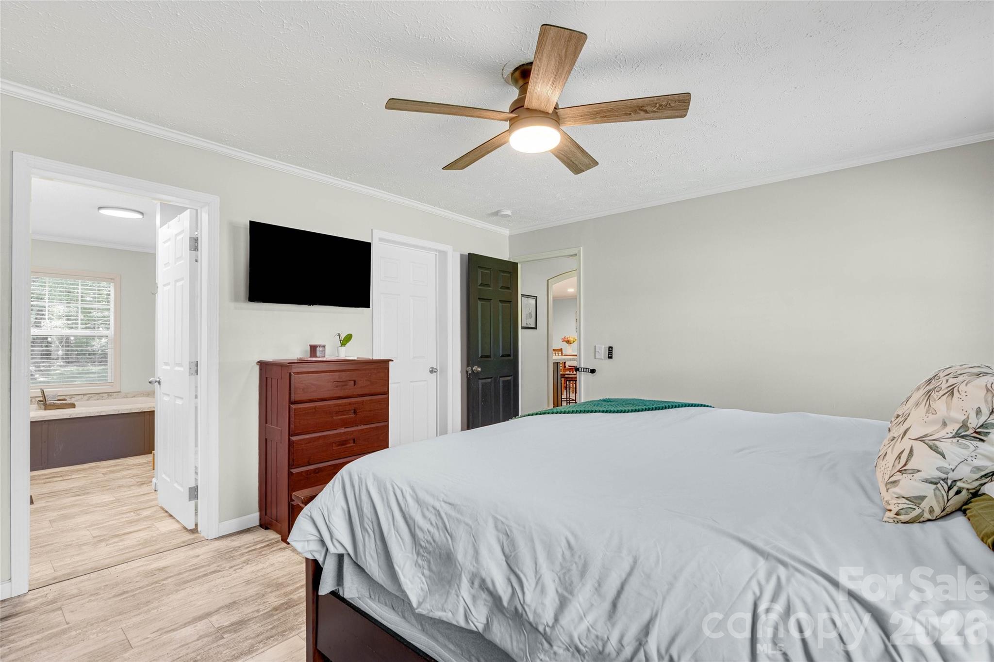 5007 Carlos Road — Catawba