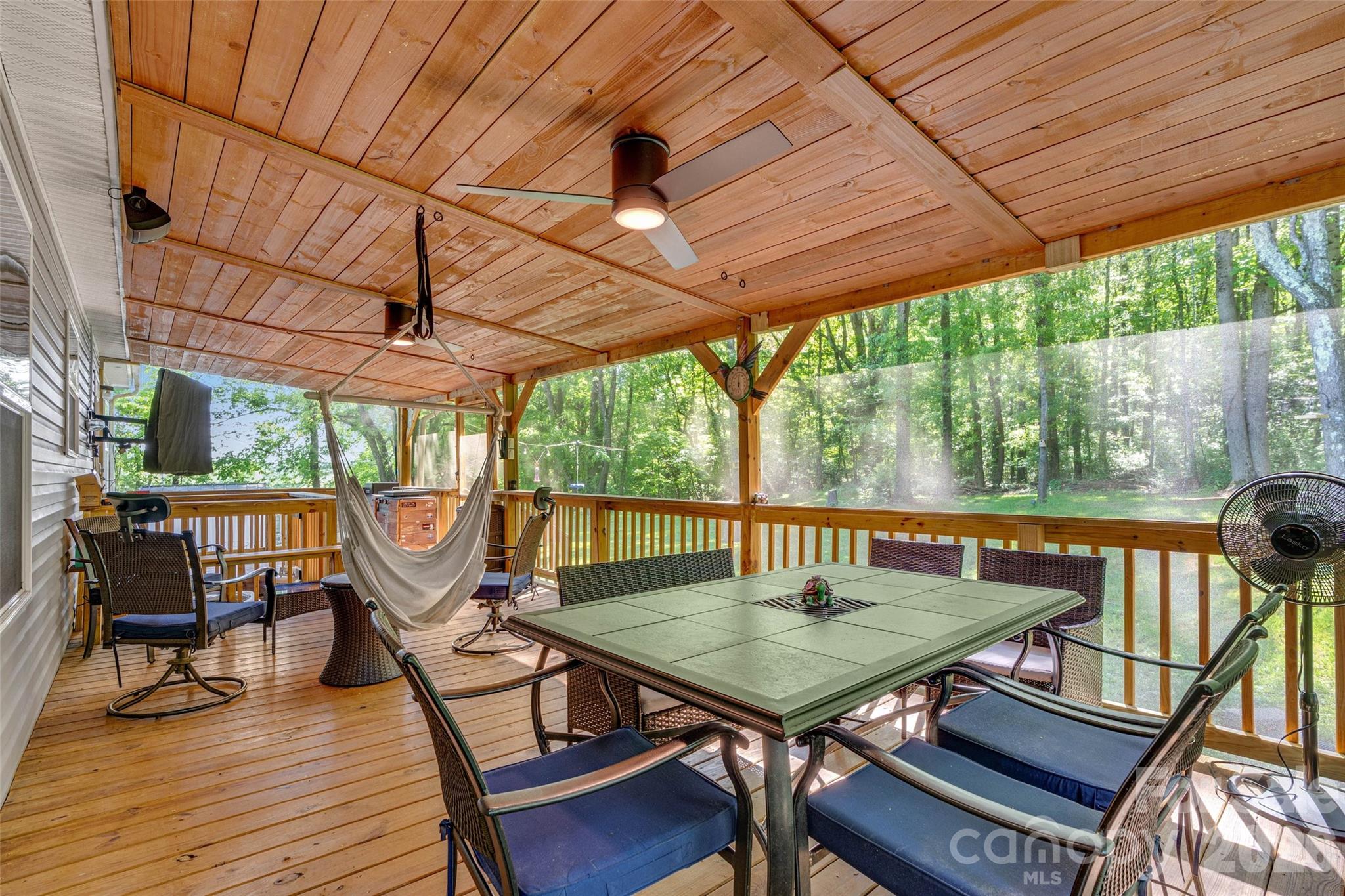 5007 Carlos Road — Catawba