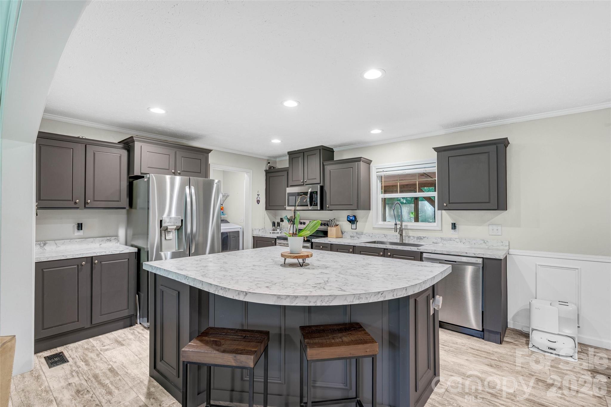 5007 Carlos Road — Catawba