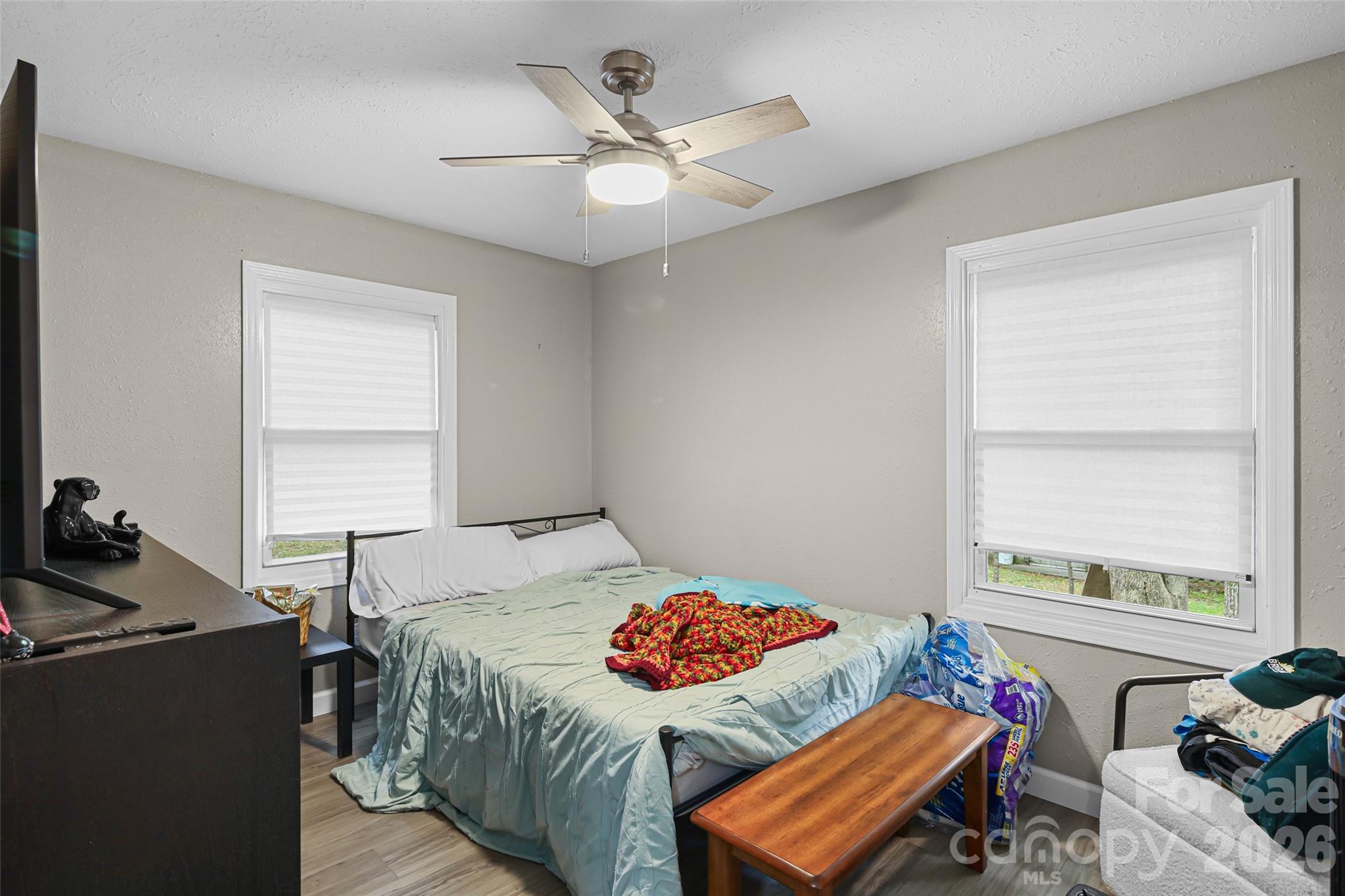 659 Salisbury Road — Hendersonville