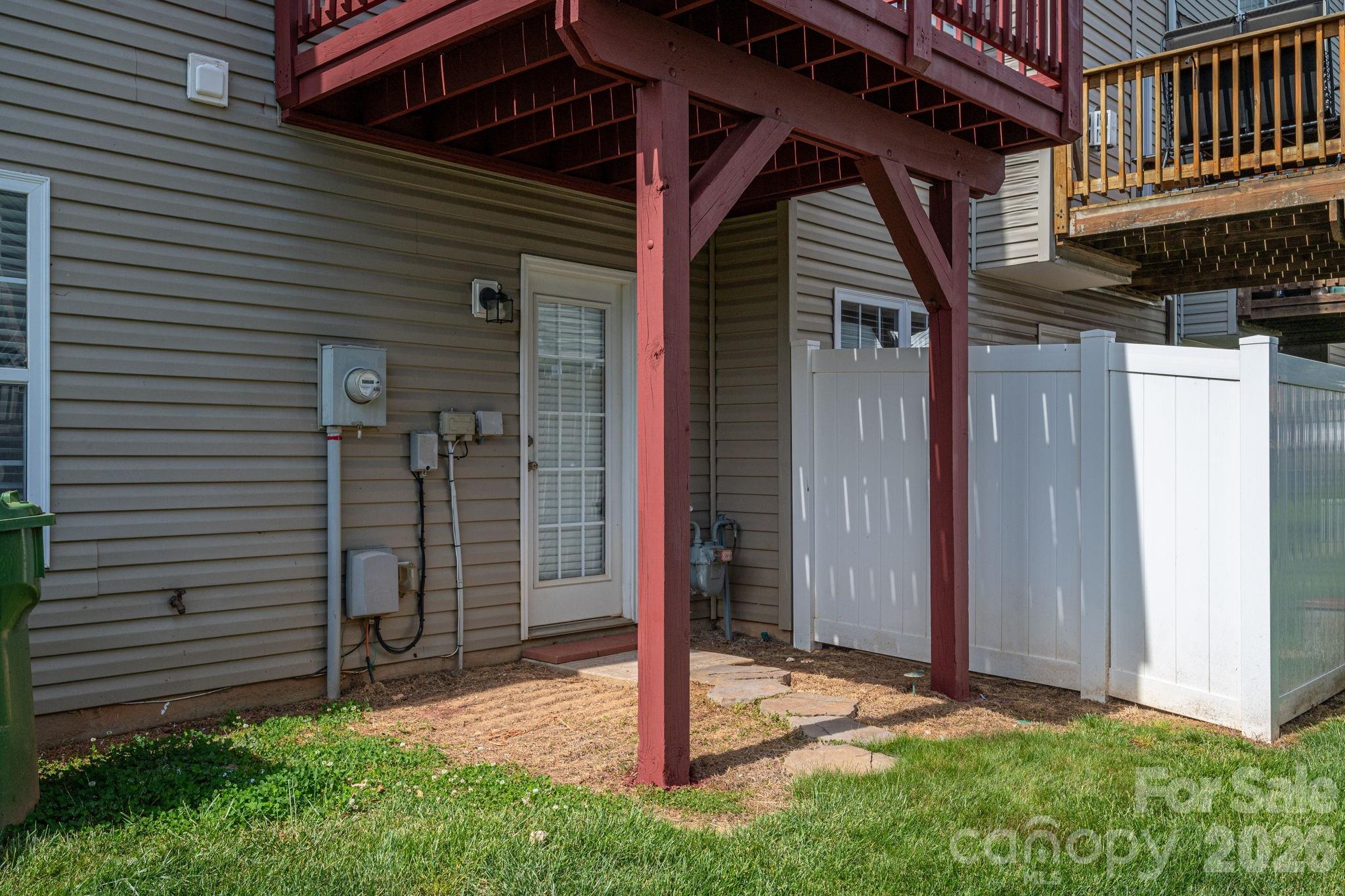 304 Rock Ridge Lane — Mount Holly