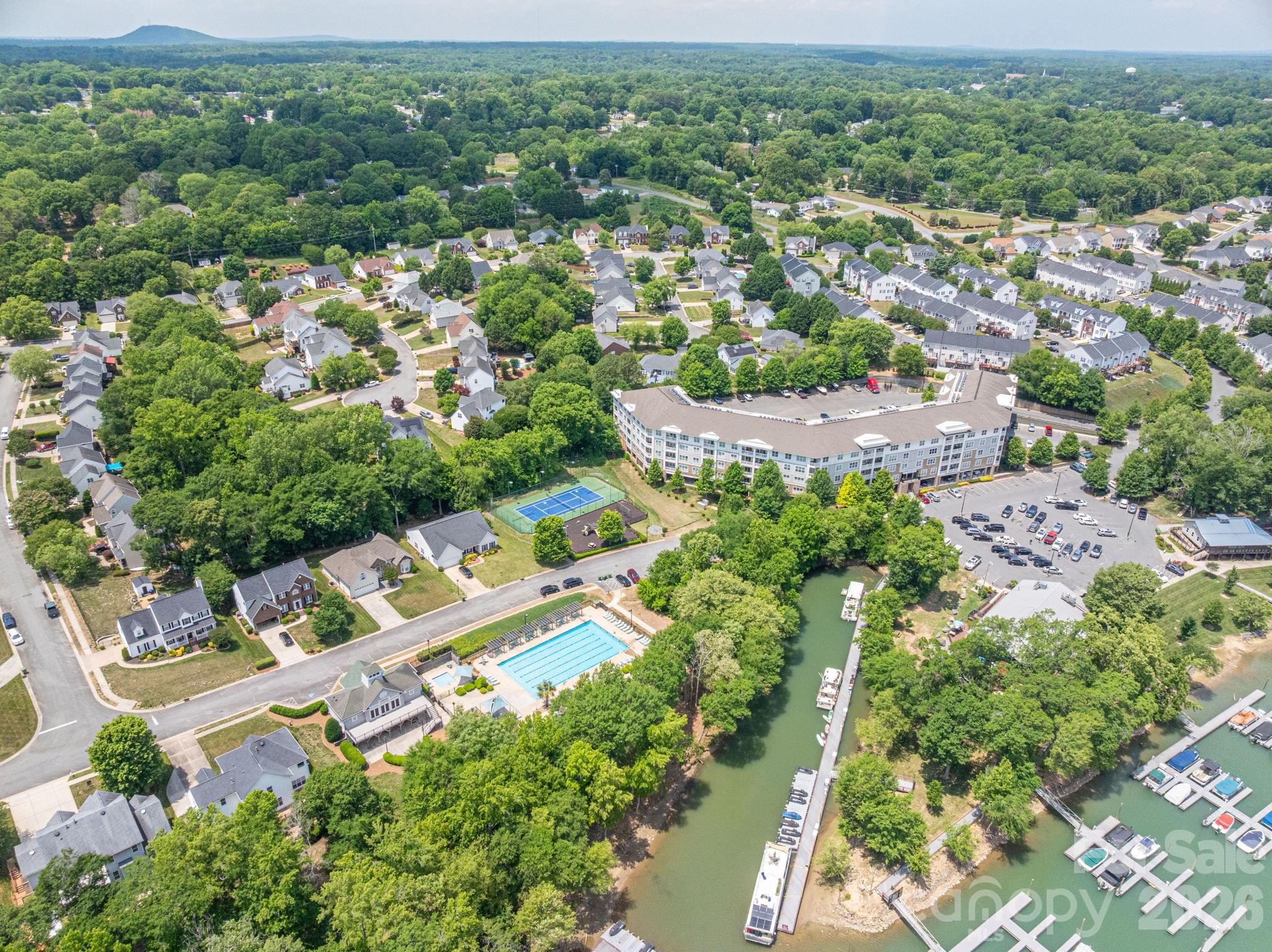 304 Rock Ridge Lane — Mount Holly