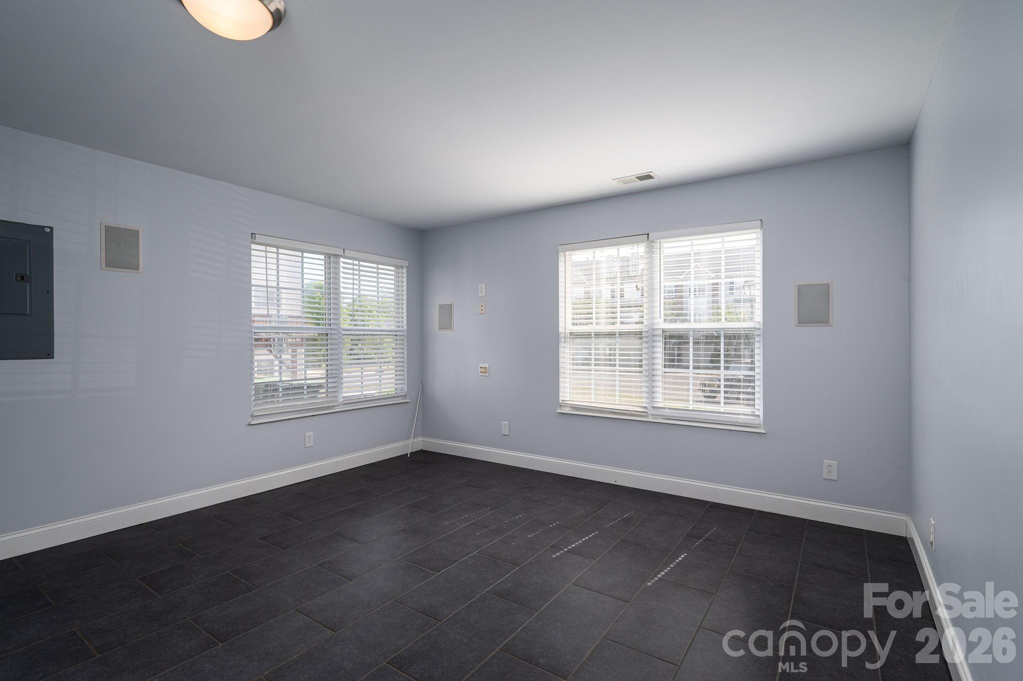 304 Rock Ridge Lane — Mount Holly