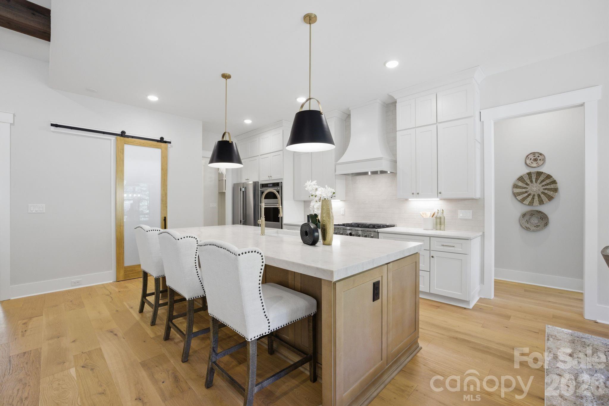 8321 Long Island Road — Catawba