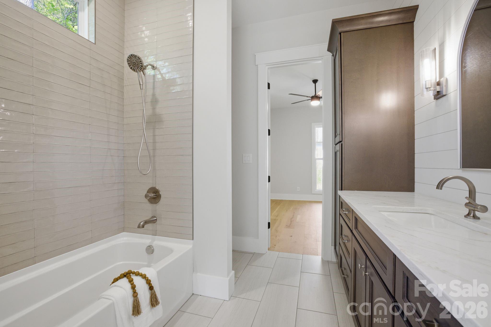 8321 Long Island Road — Catawba