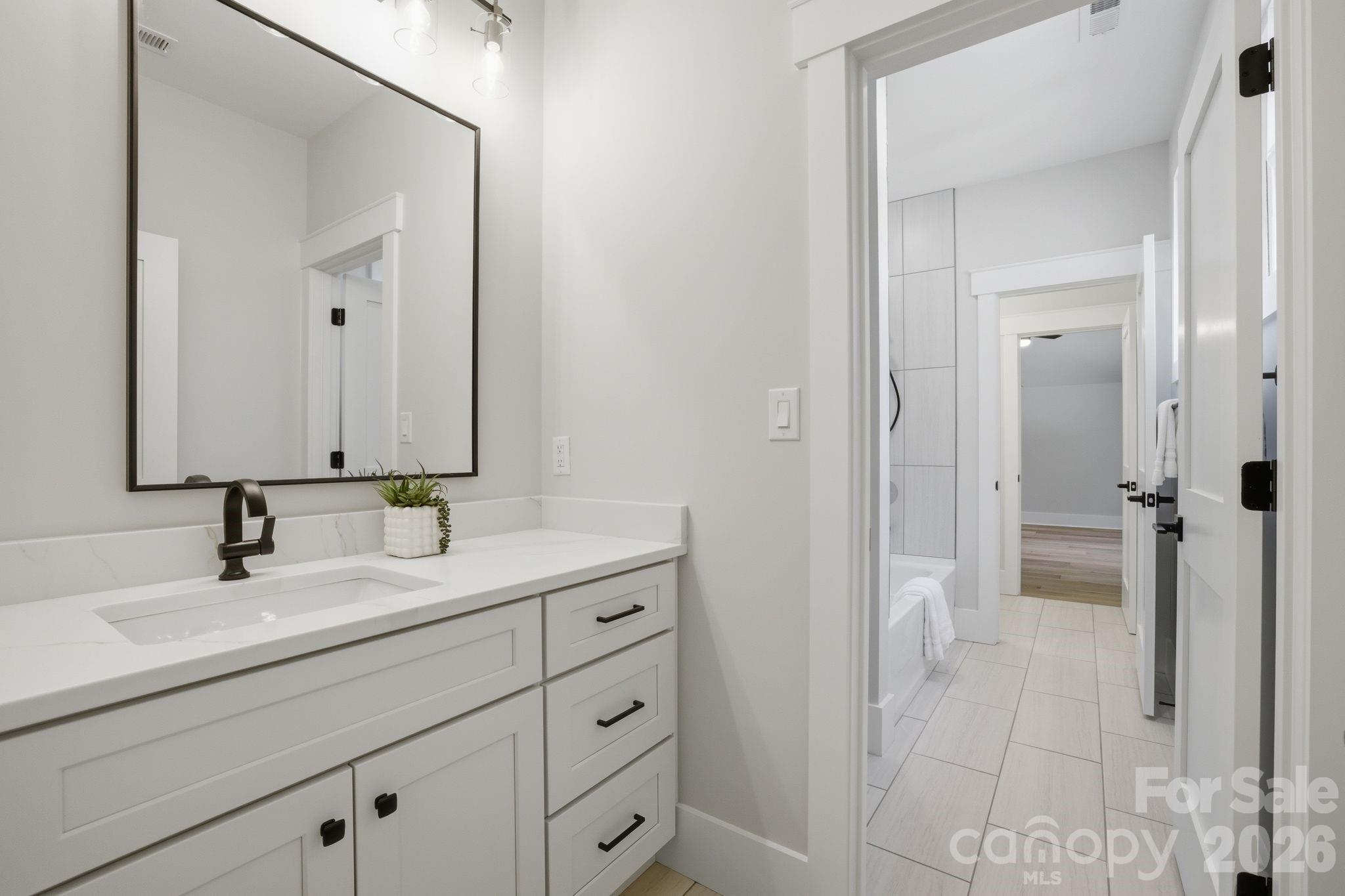 8321 Long Island Road — Catawba