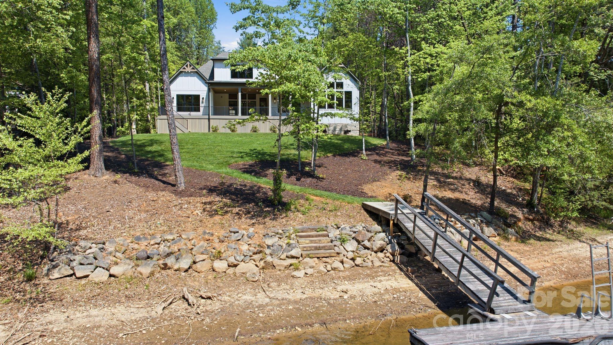 8321 Long Island Road — Catawba