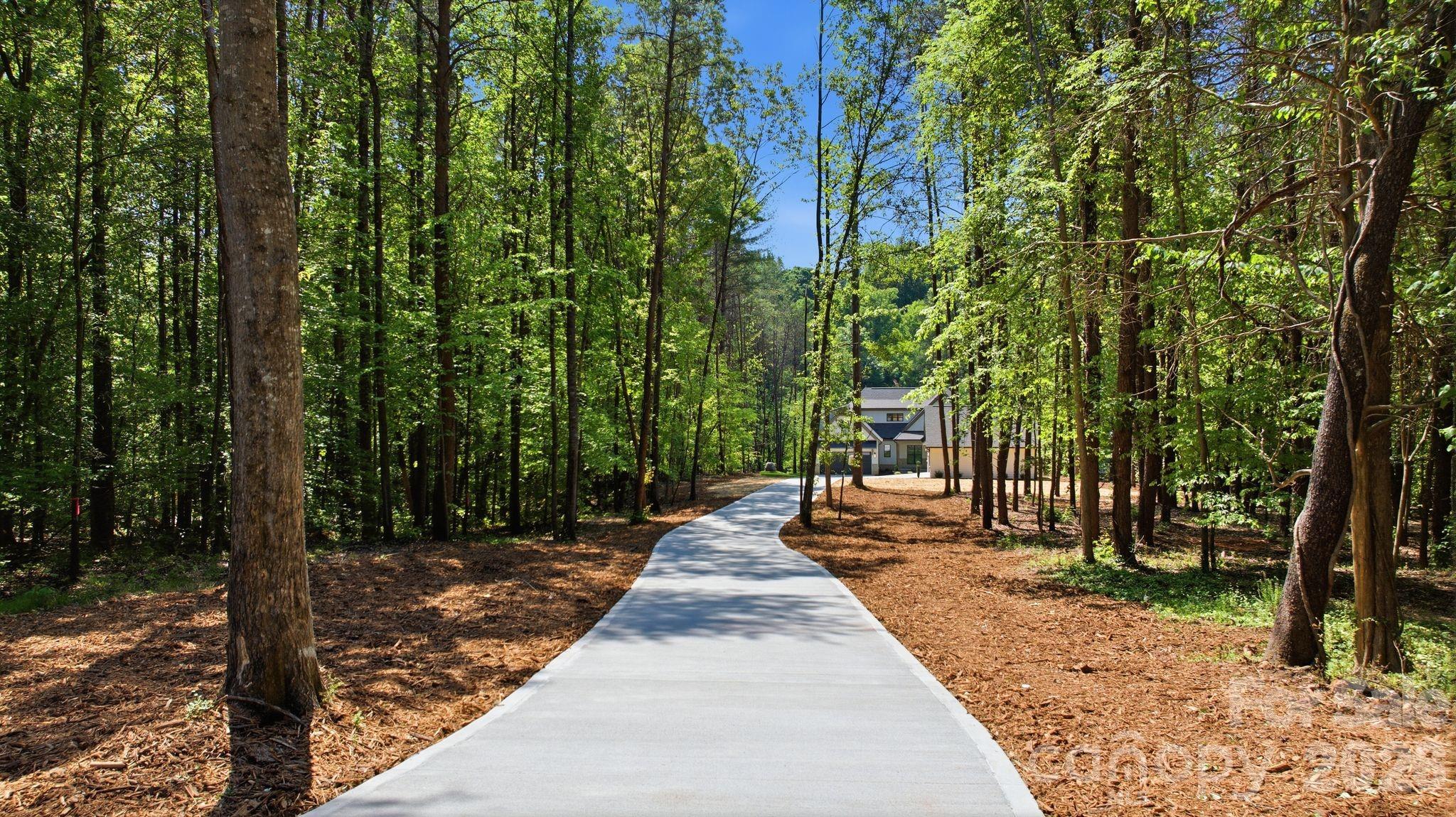 8321 Long Island Road — Catawba