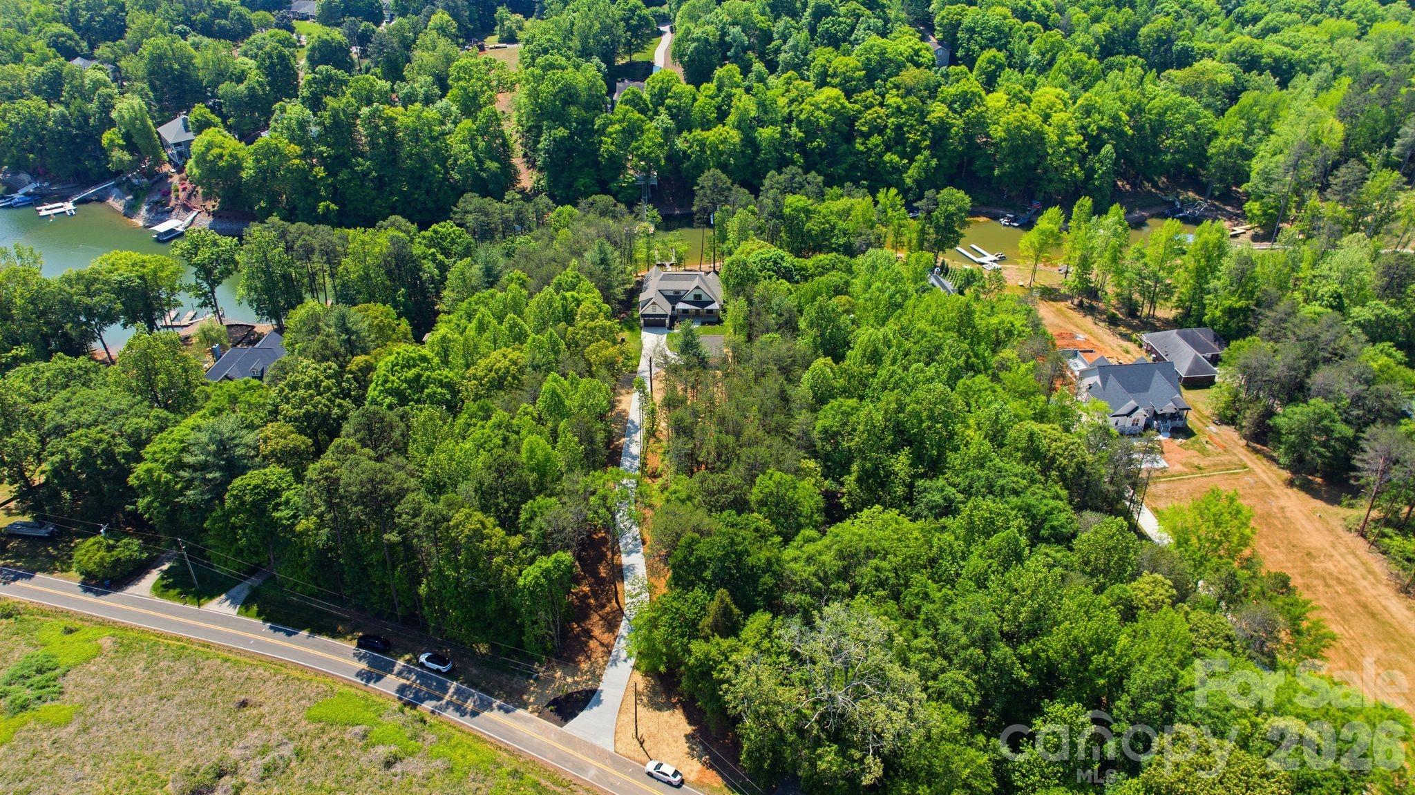 8321 Long Island Road — Catawba