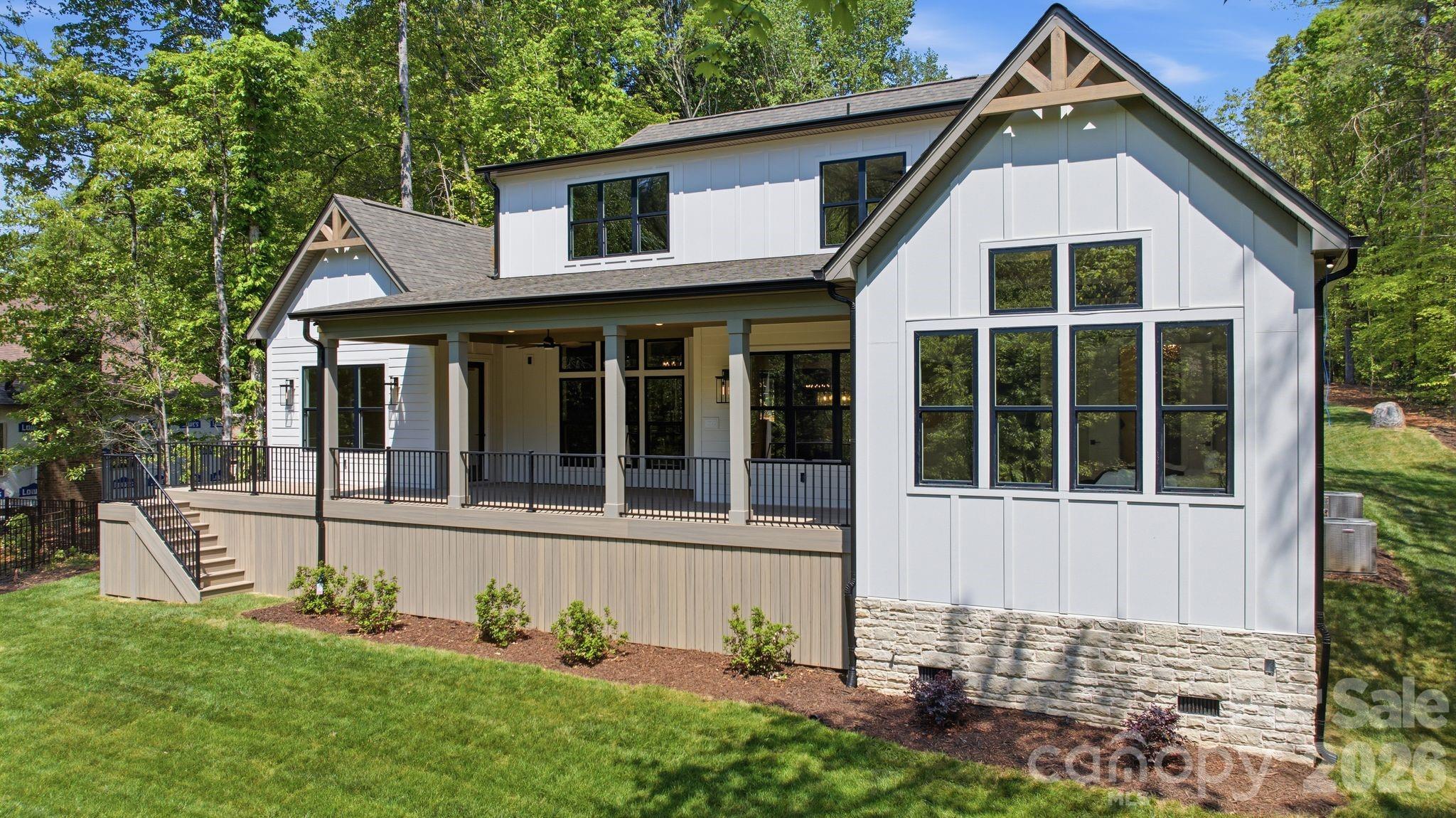 8321 Long Island Road — Catawba