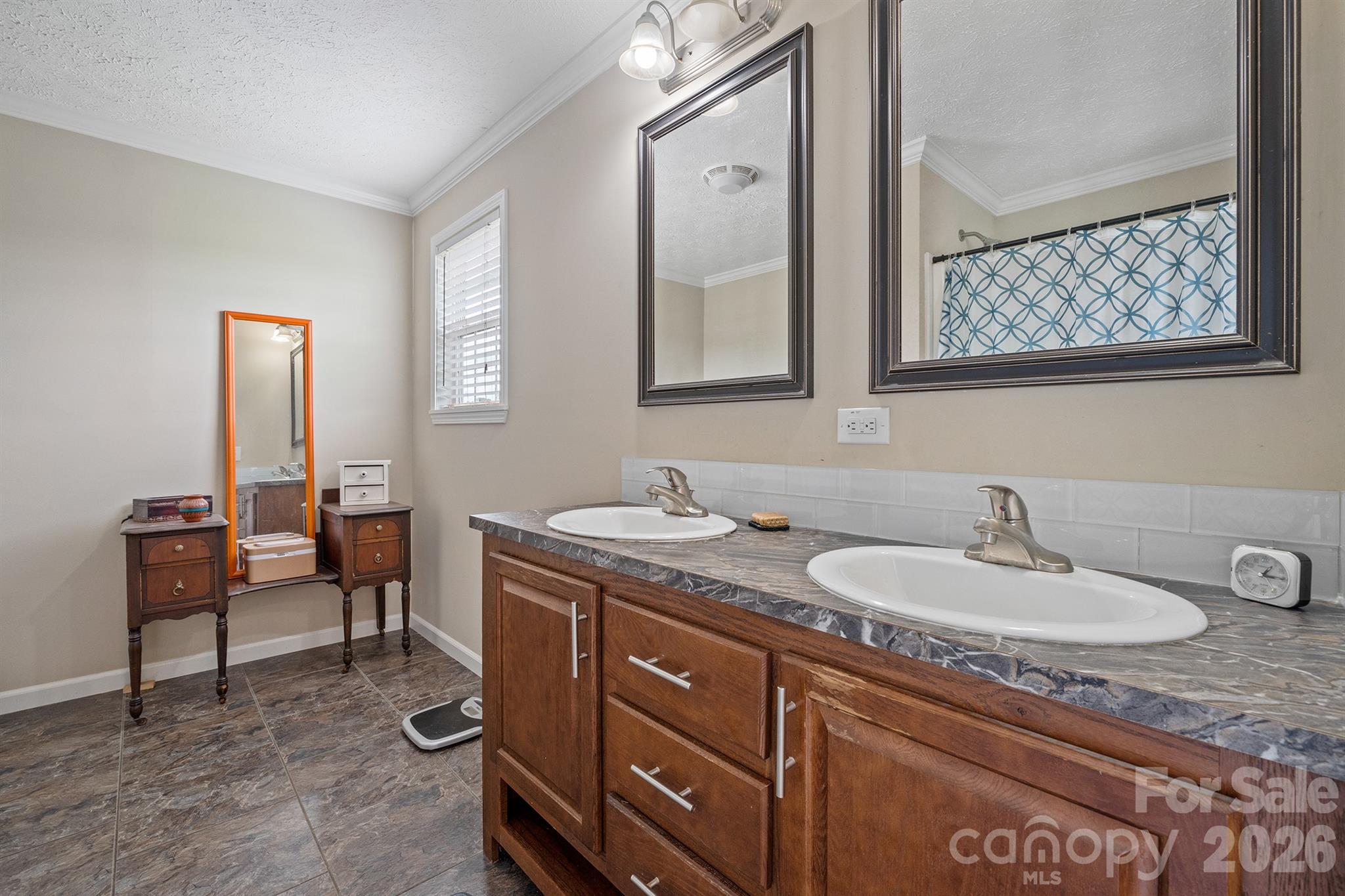 308 Laurel Ridge Drive — Lincolnton