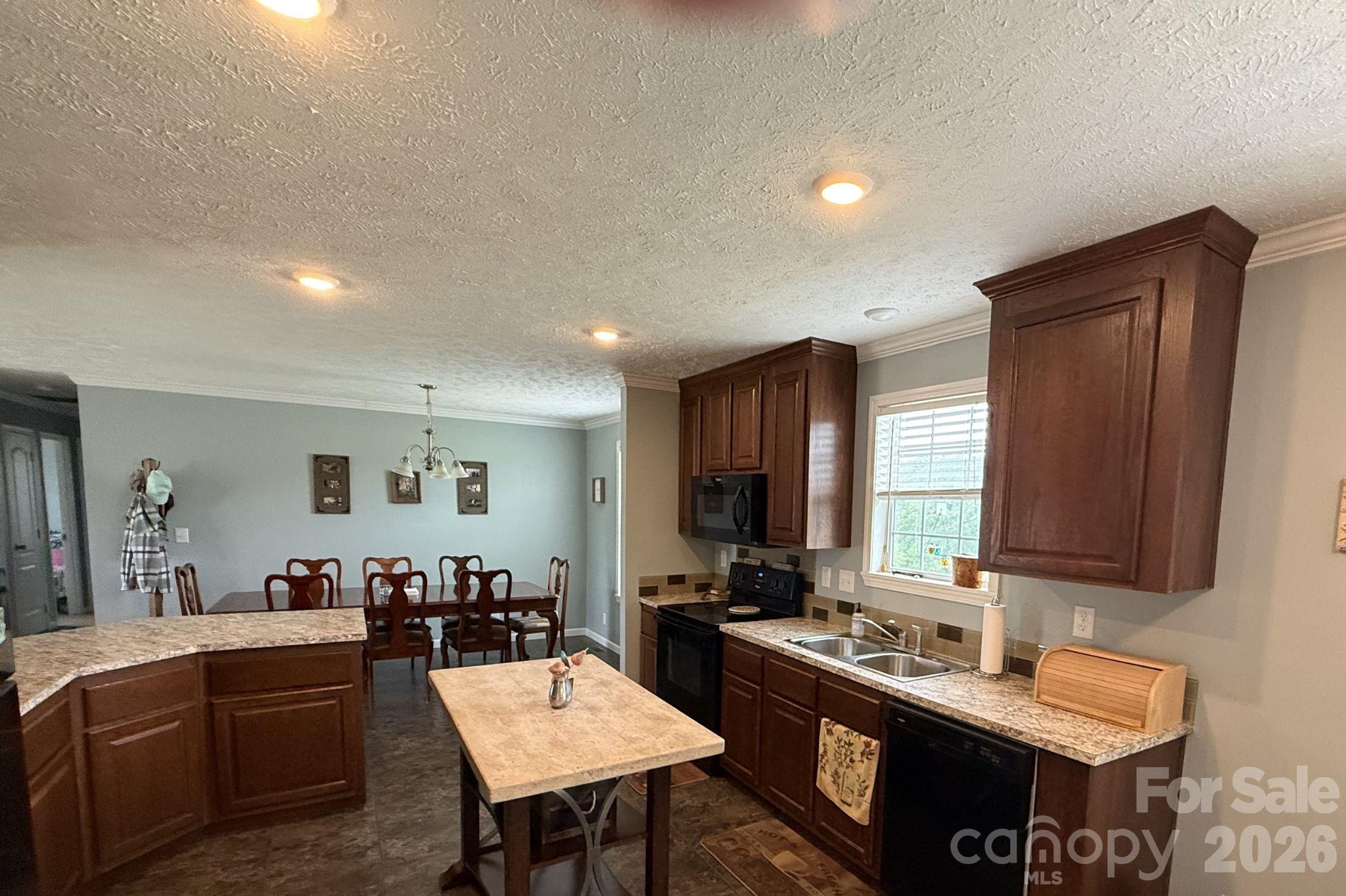308 Laurel Ridge Drive — Lincolnton