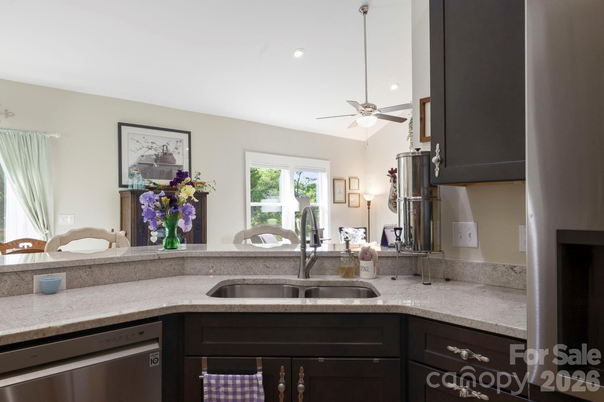143 Beechnut Drive — Hendersonville