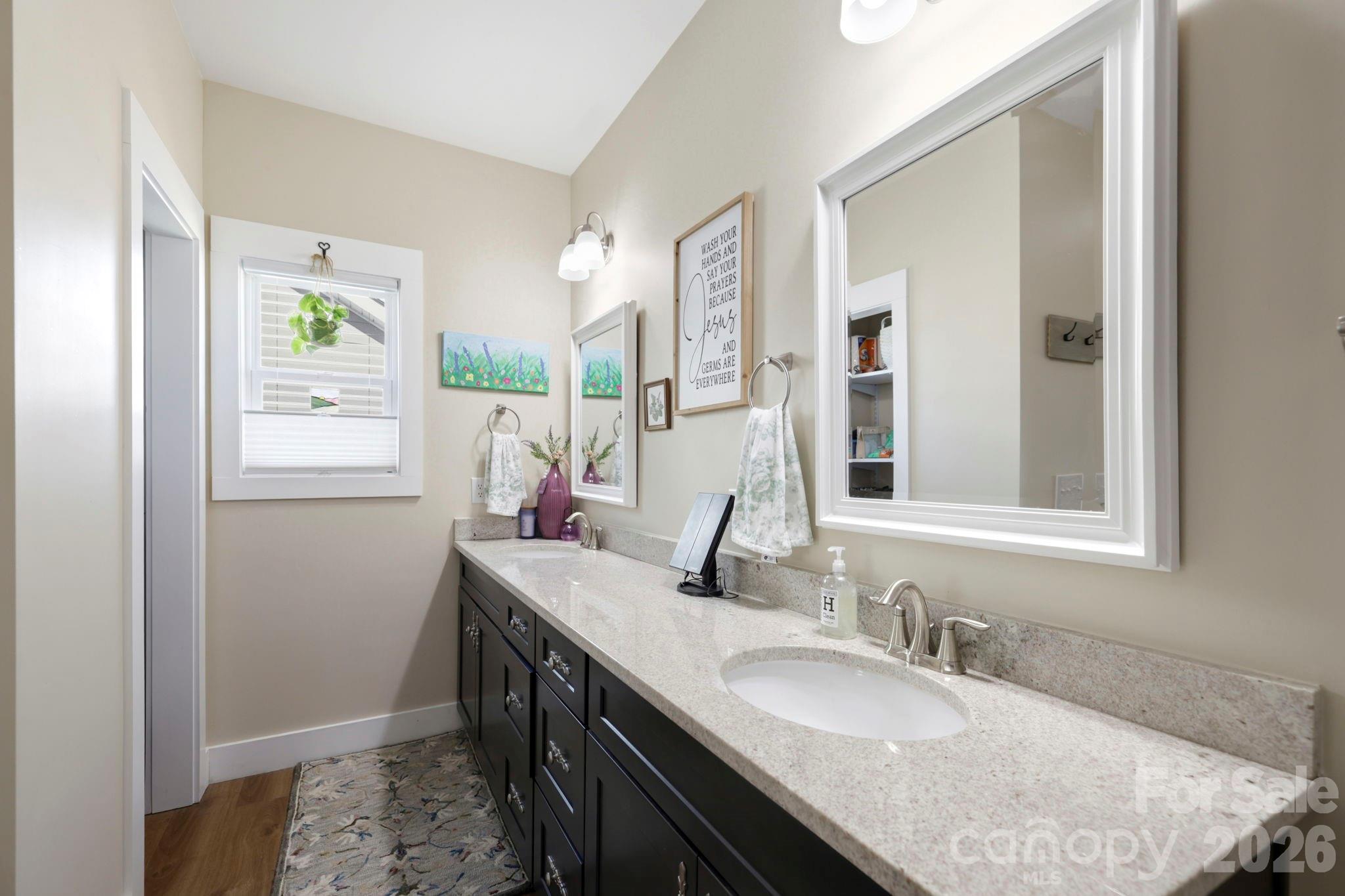 143 Beechnut Drive — Hendersonville