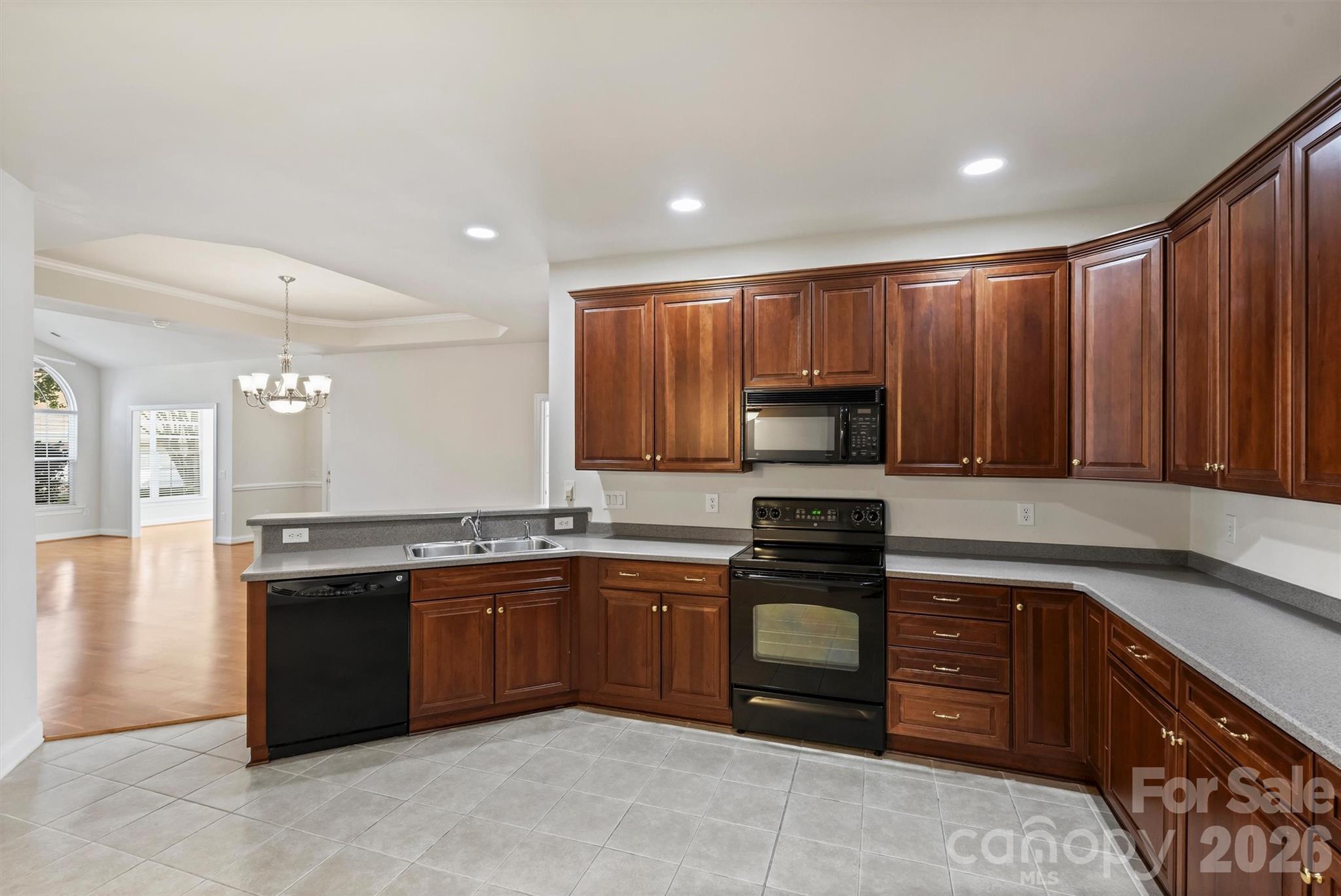2015 Woodburn Terrace — Matthews