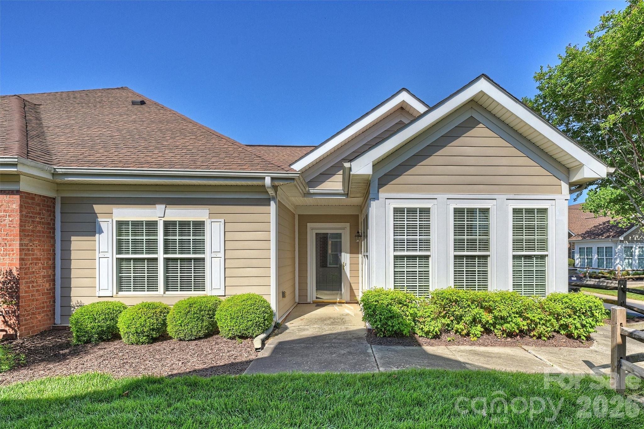 2015 Woodburn Terrace — Matthews