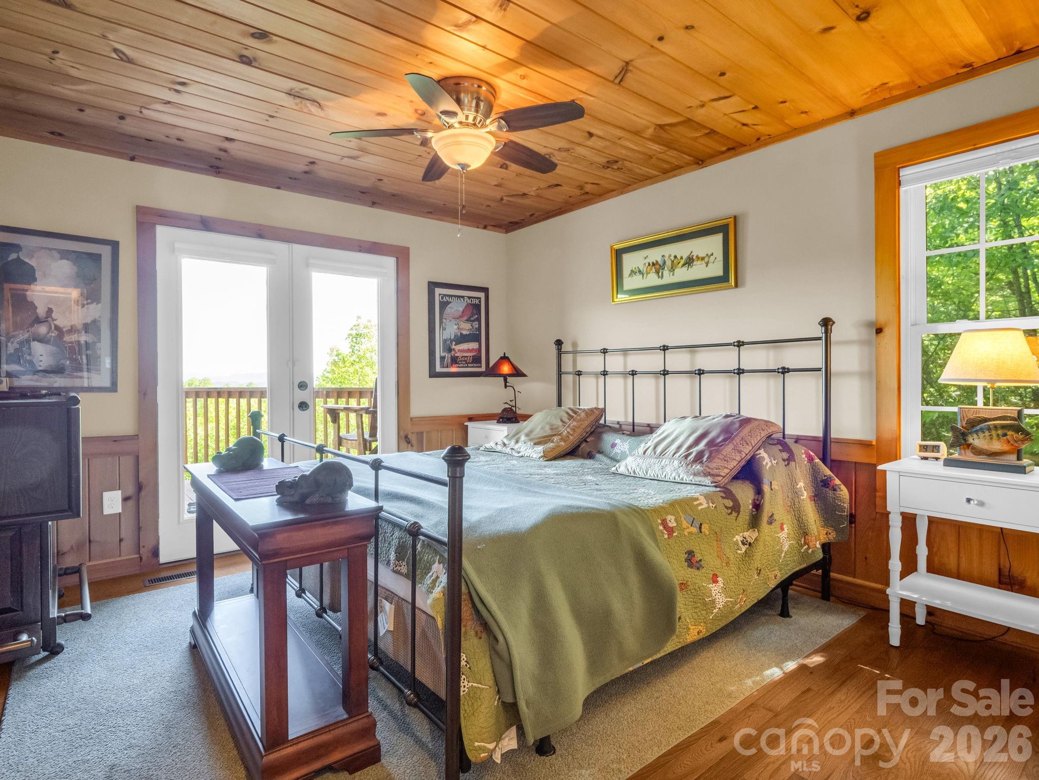 603 Pace Mountain Road — Saluda