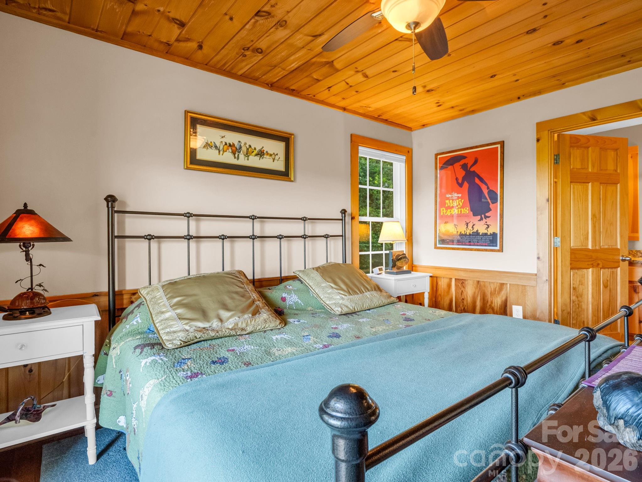 603 Pace Mountain Road — Saluda