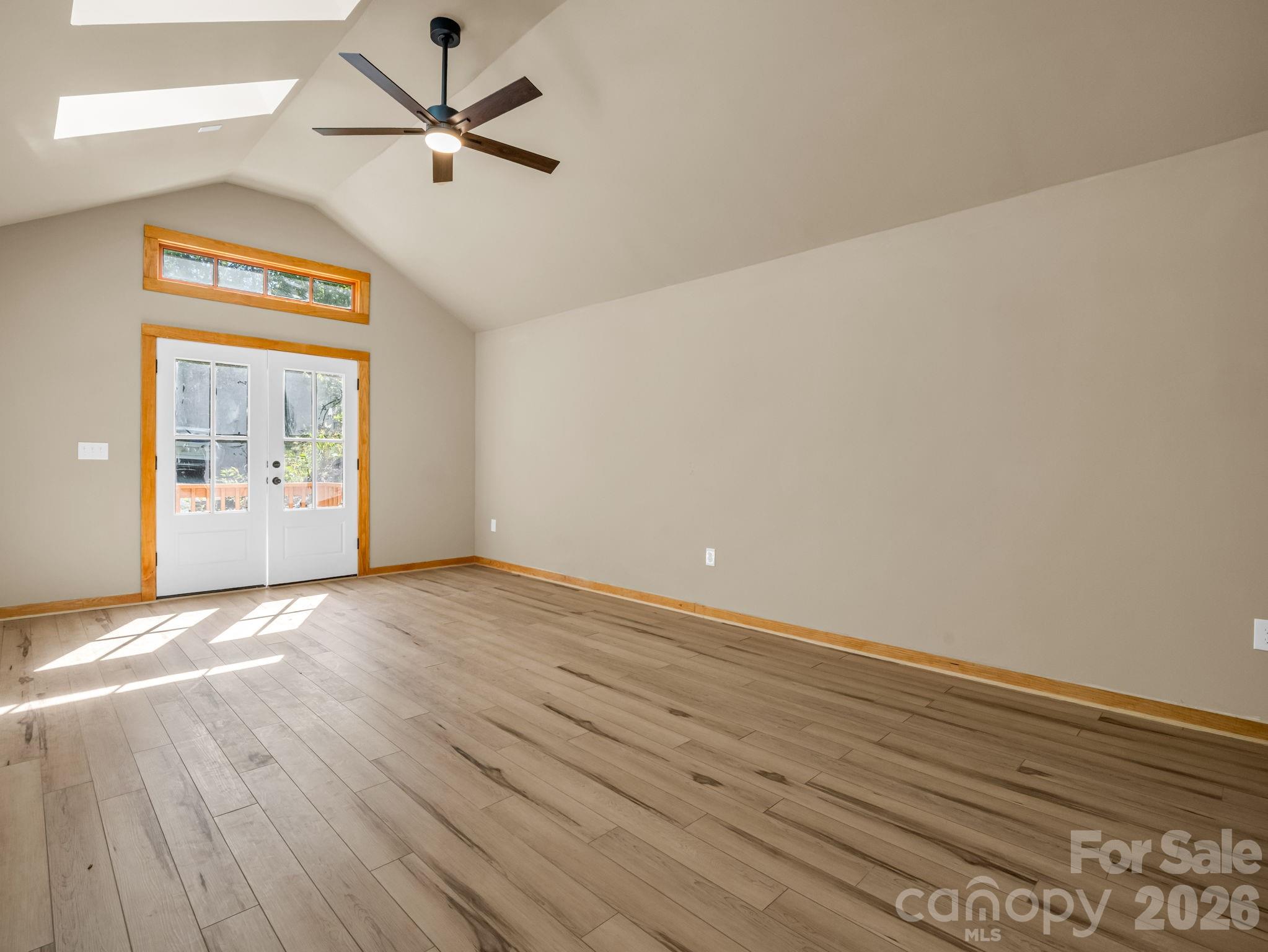 603 Pace Mountain Road — Saluda