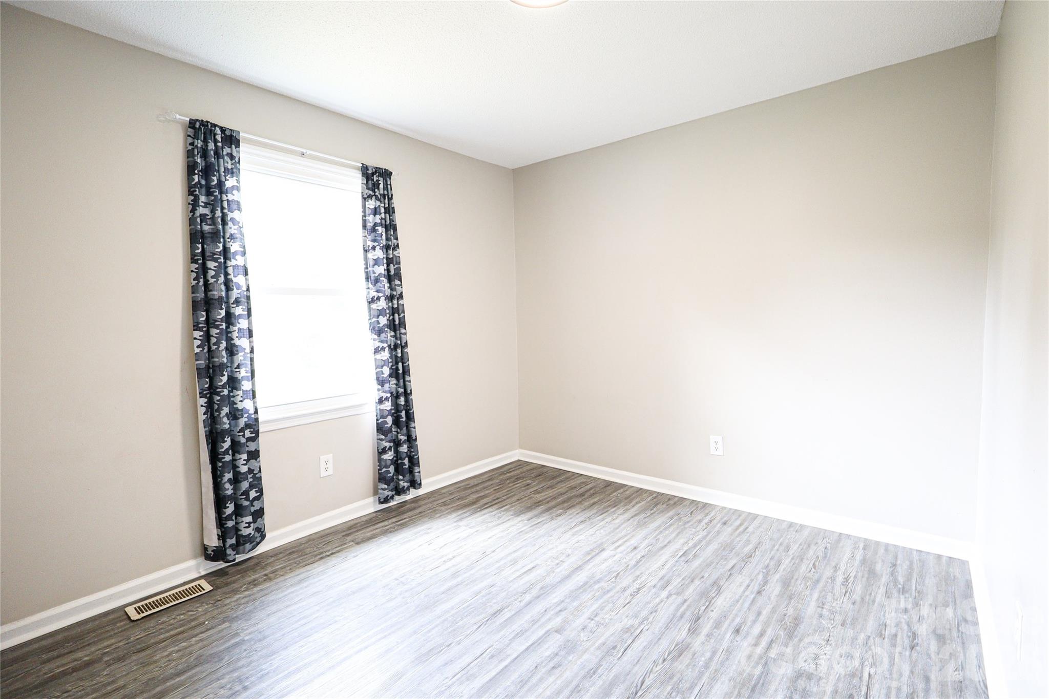 1006 Iris Drive — Gastonia