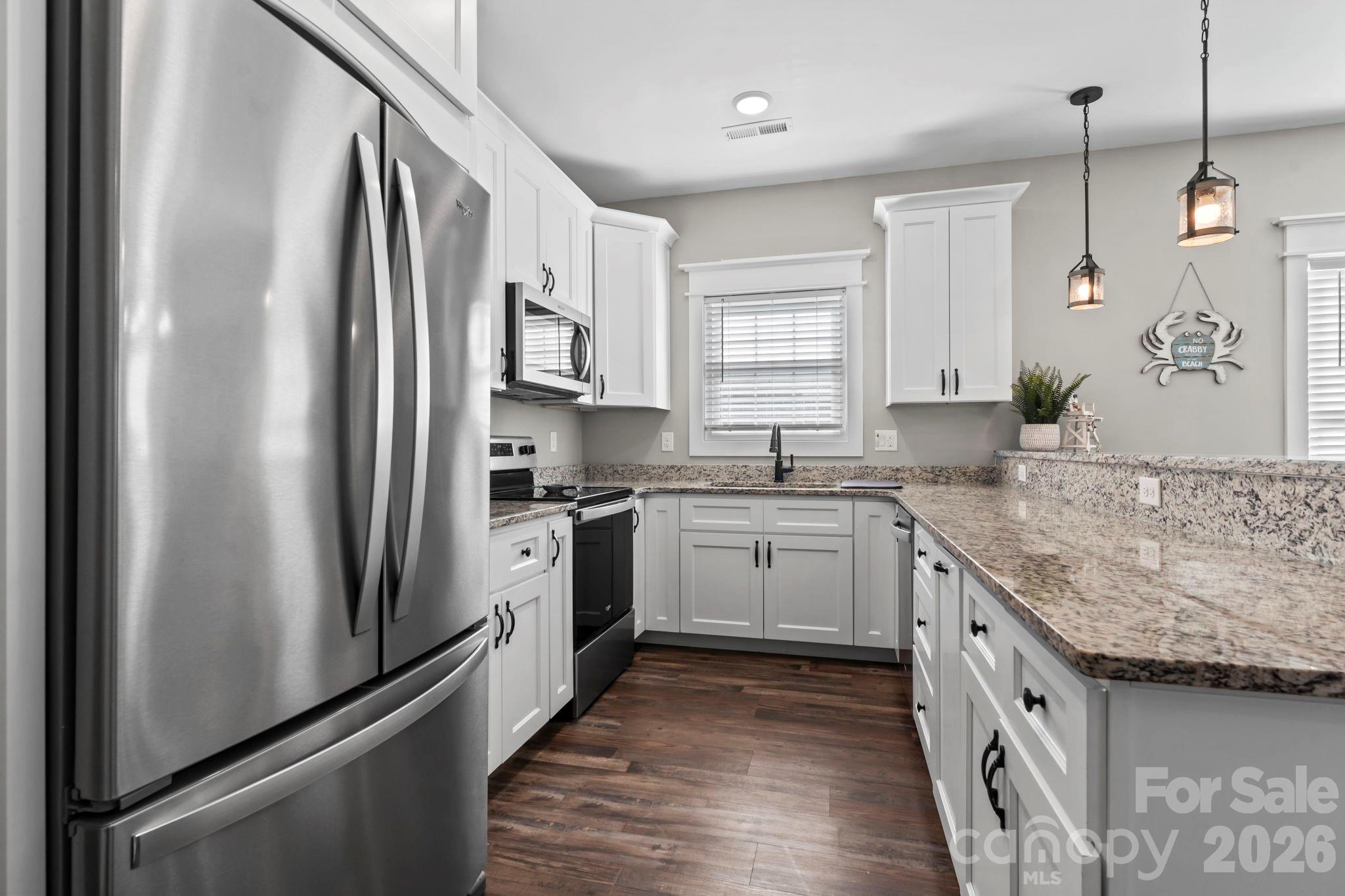 119 Sunset Drive — Garden City