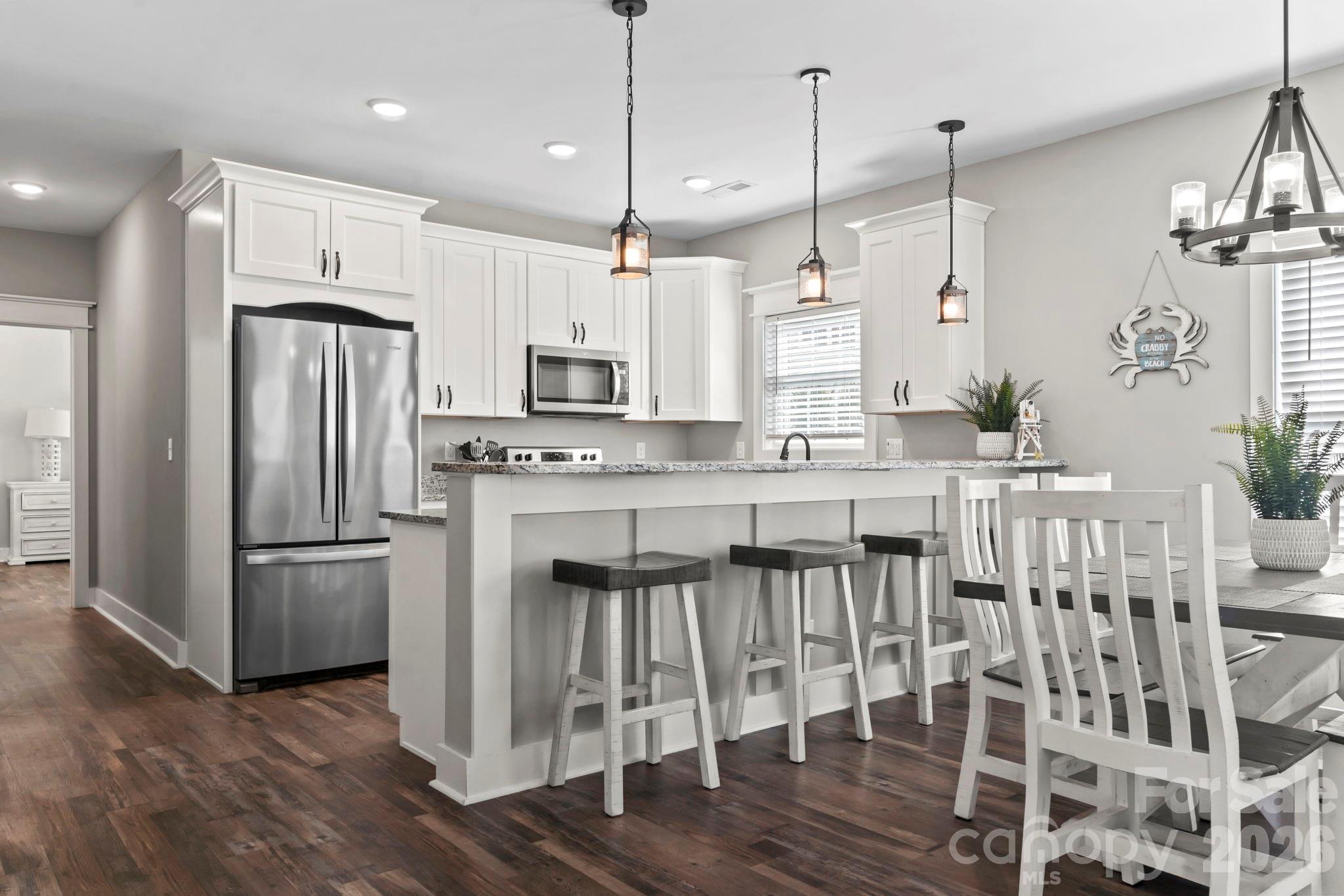 119 Sunset Drive — Garden City