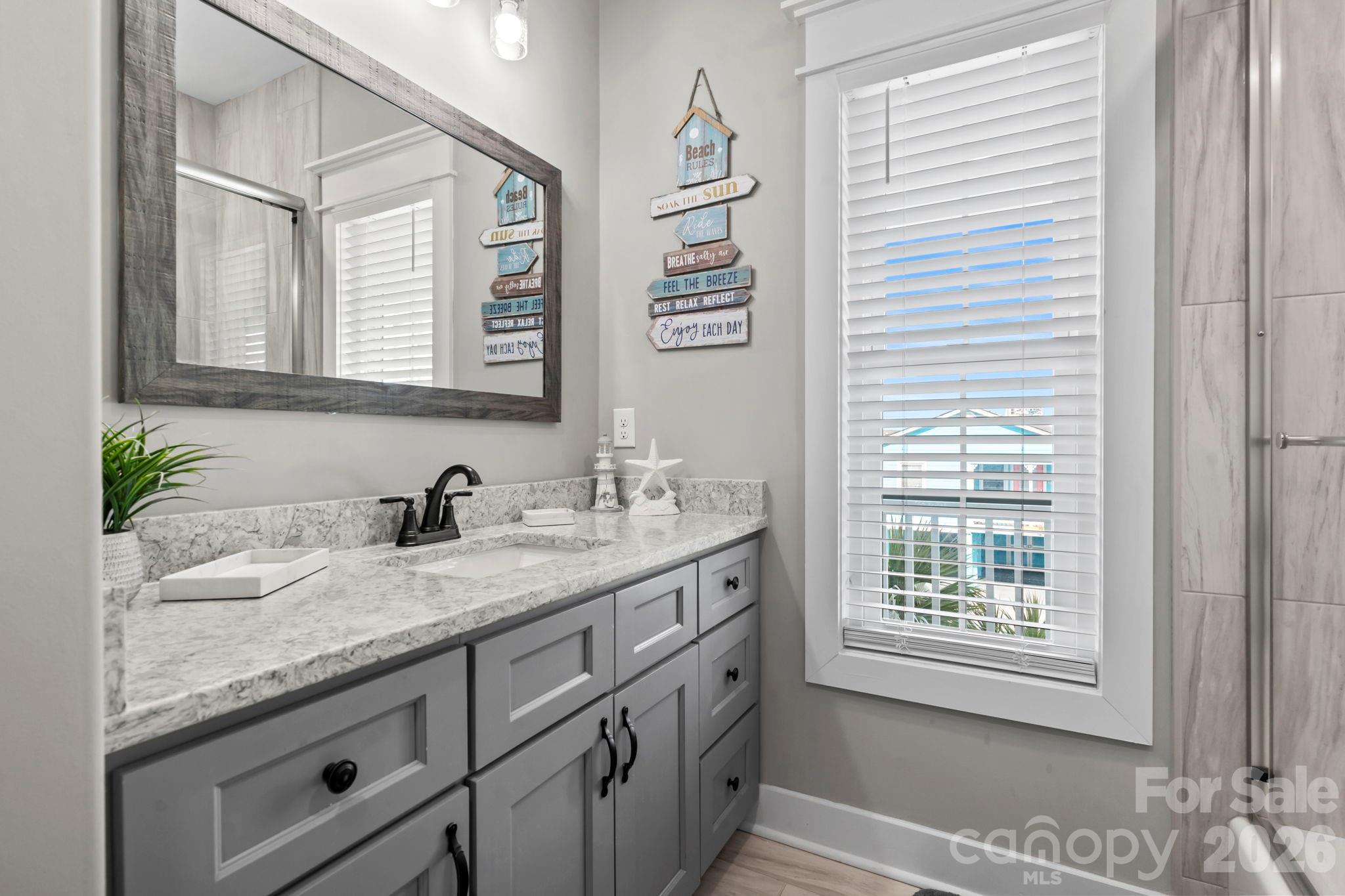 119 Sunset Drive — Garden City