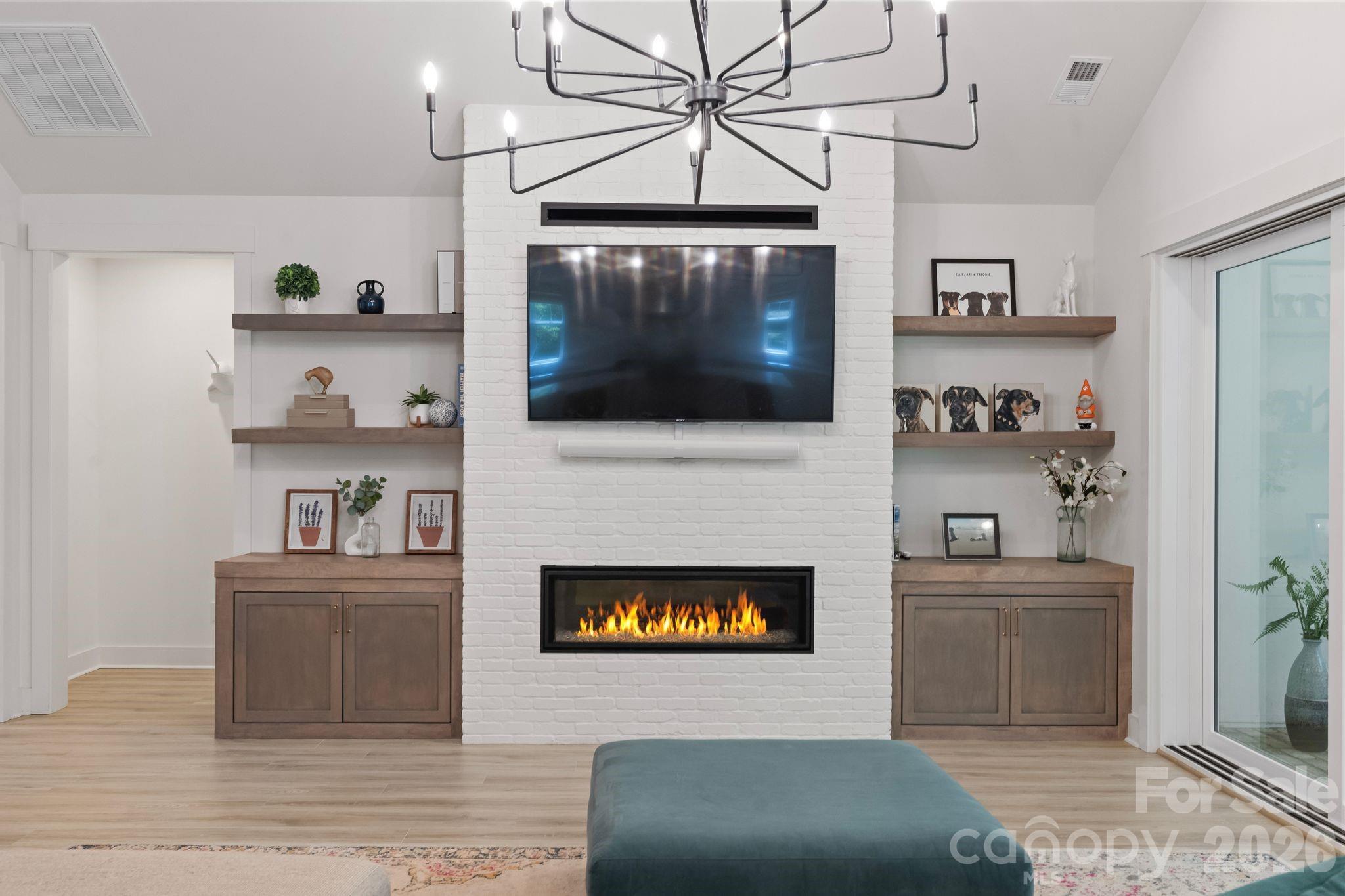 14109 Pinoli Pine Circle — Huntersville